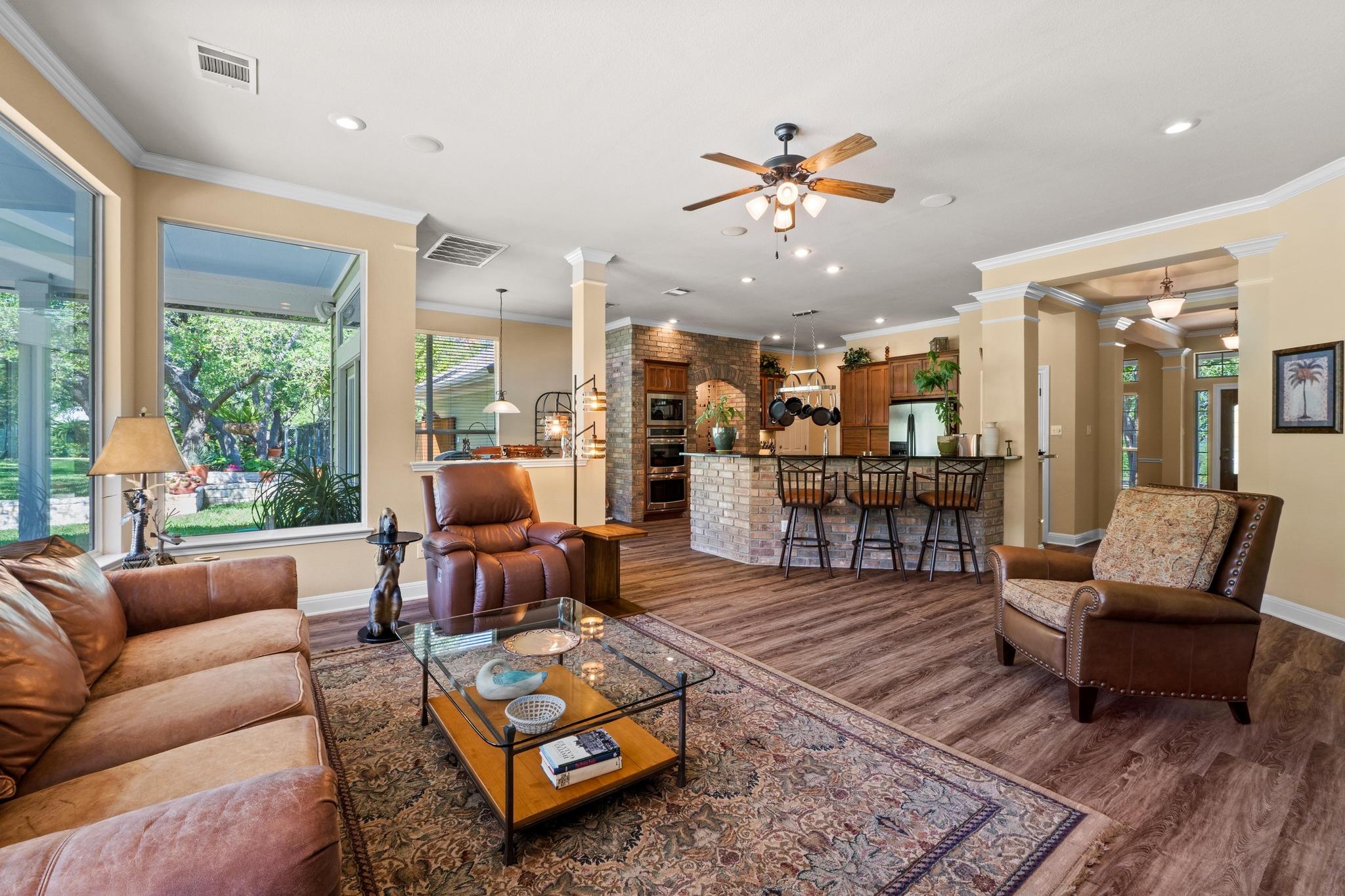 135 N TUMBLEWEED Trl, Austin, TX 78733