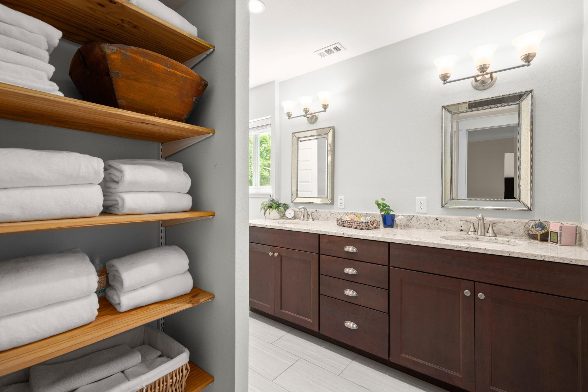 5604 Penick Dr, Austin, TX 78741