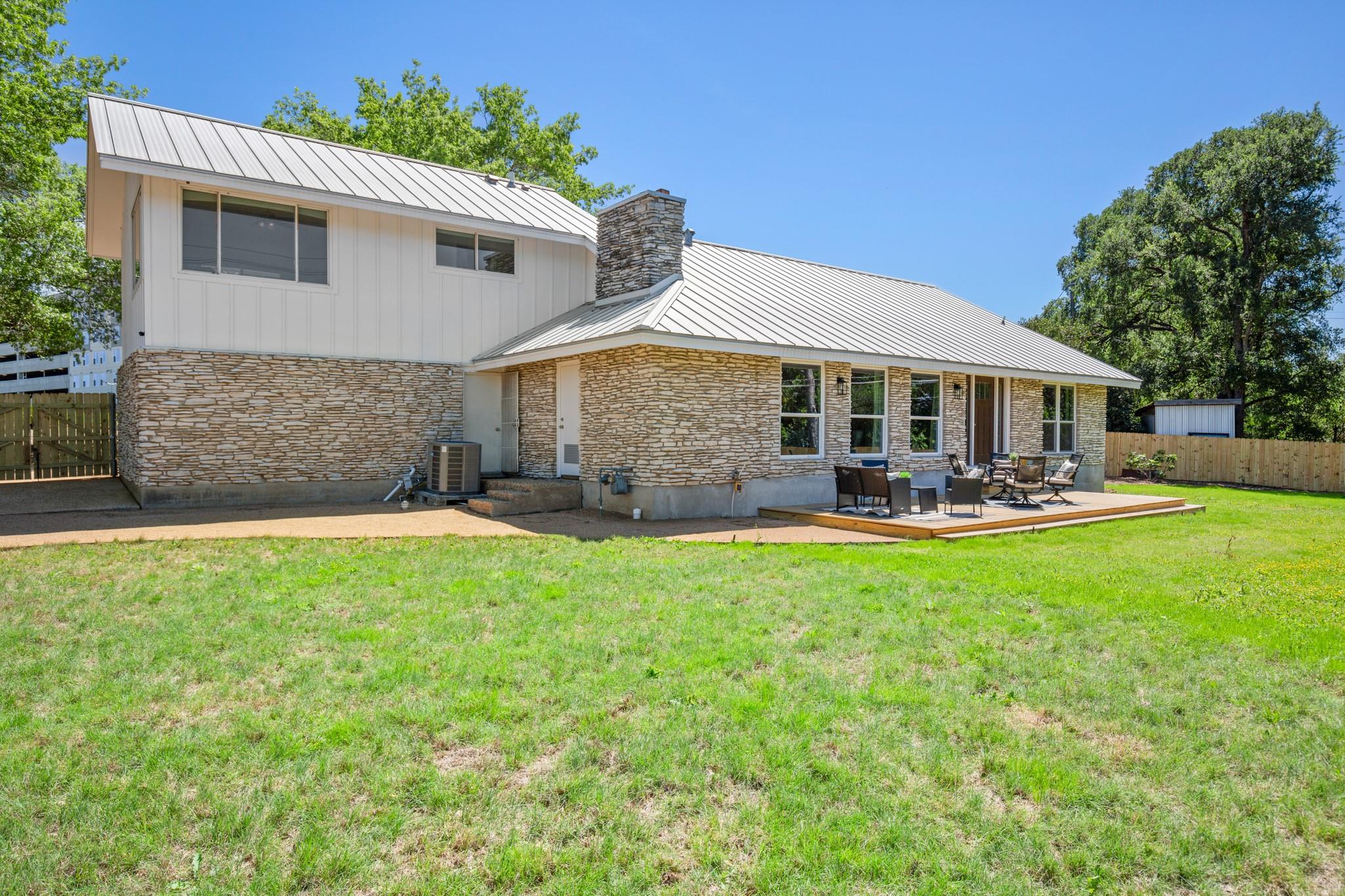 5604 Penick Dr, Austin, TX 78741