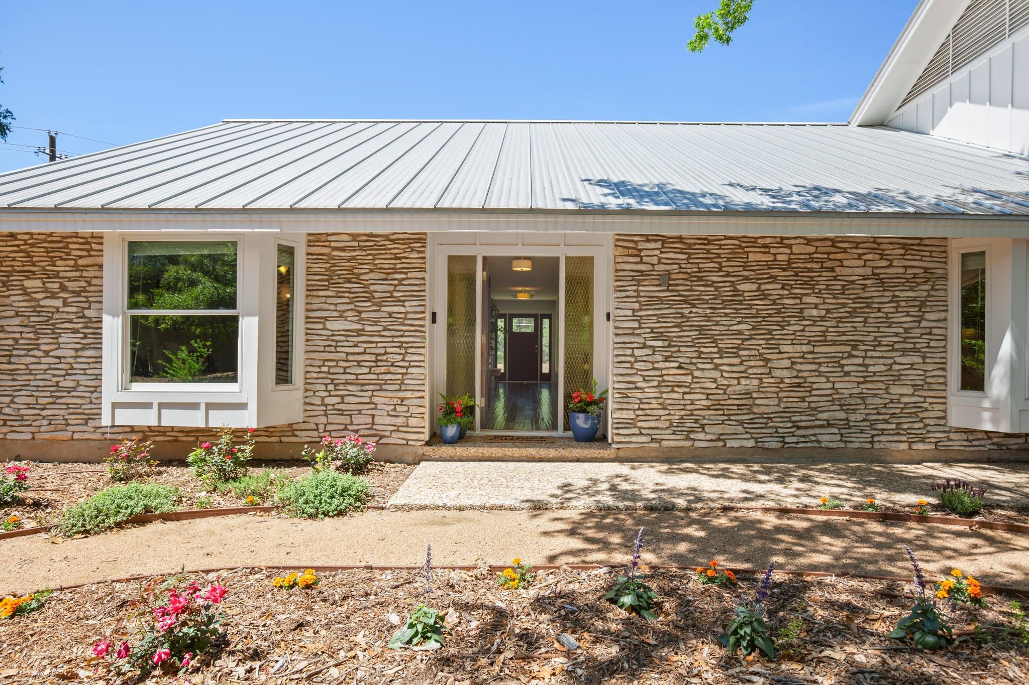 5604 Penick Dr, Austin, TX 78741