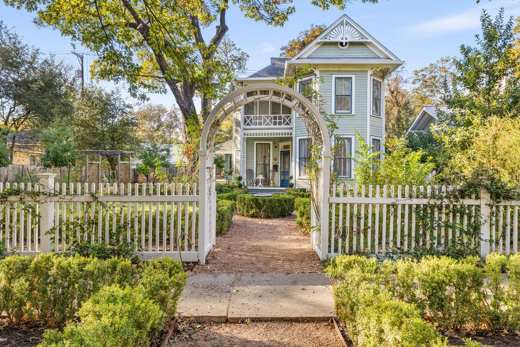 4104 Avenue F Ave, Austin, TX 78751