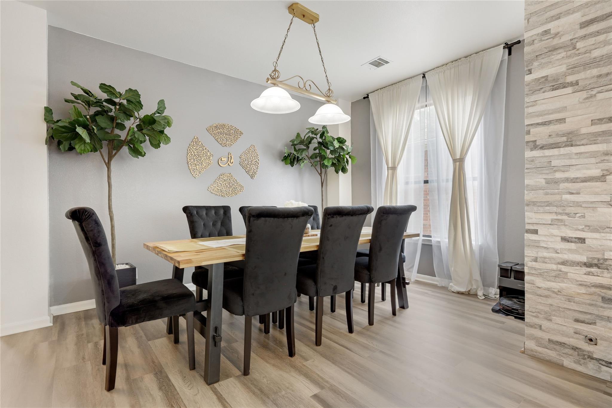 1549 Jerusalem Dr, Round Rock, TX 78664