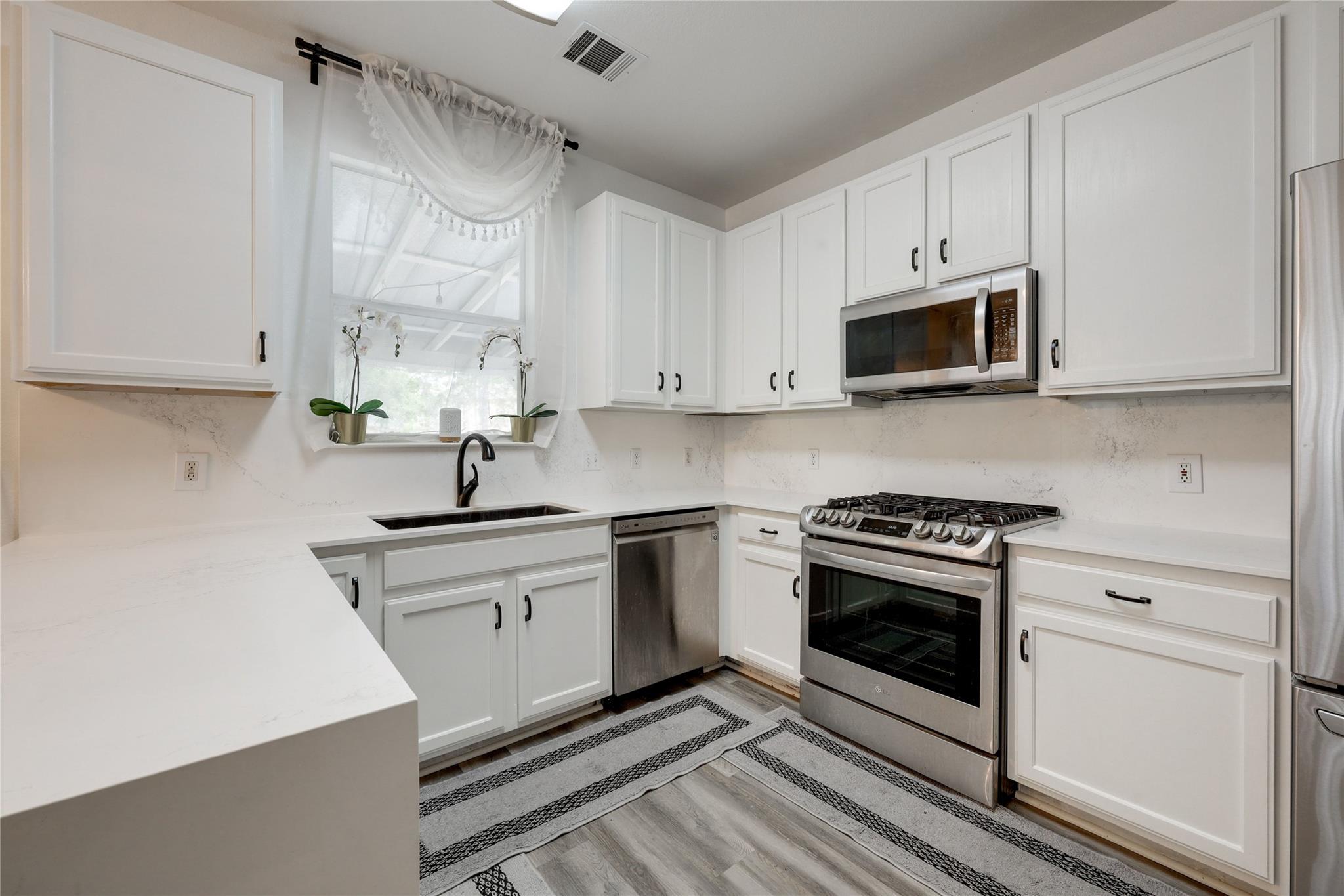 1549 Jerusalem Dr, Round Rock, TX 78664