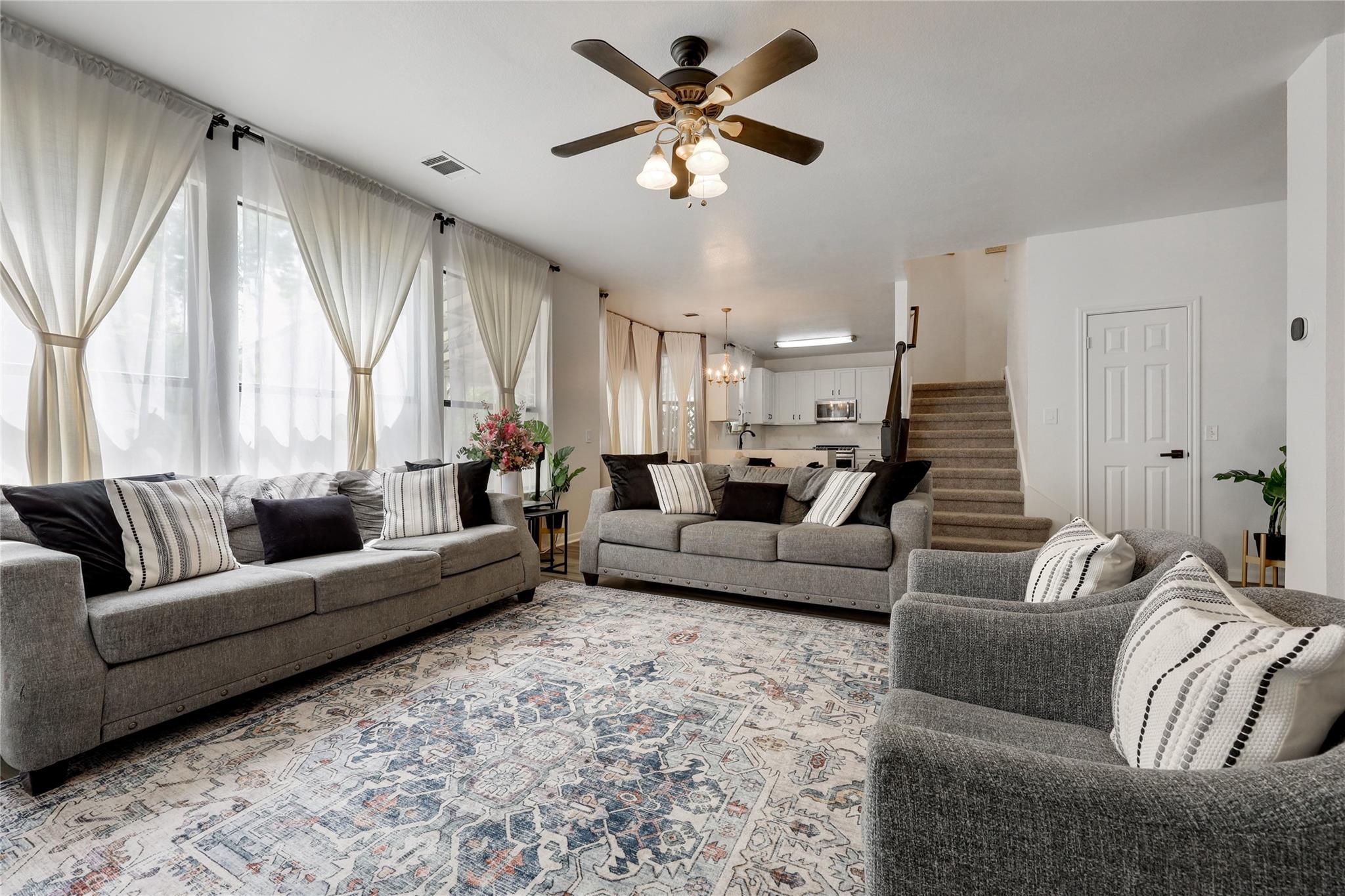 1549 Jerusalem Dr, Round Rock, TX 78664