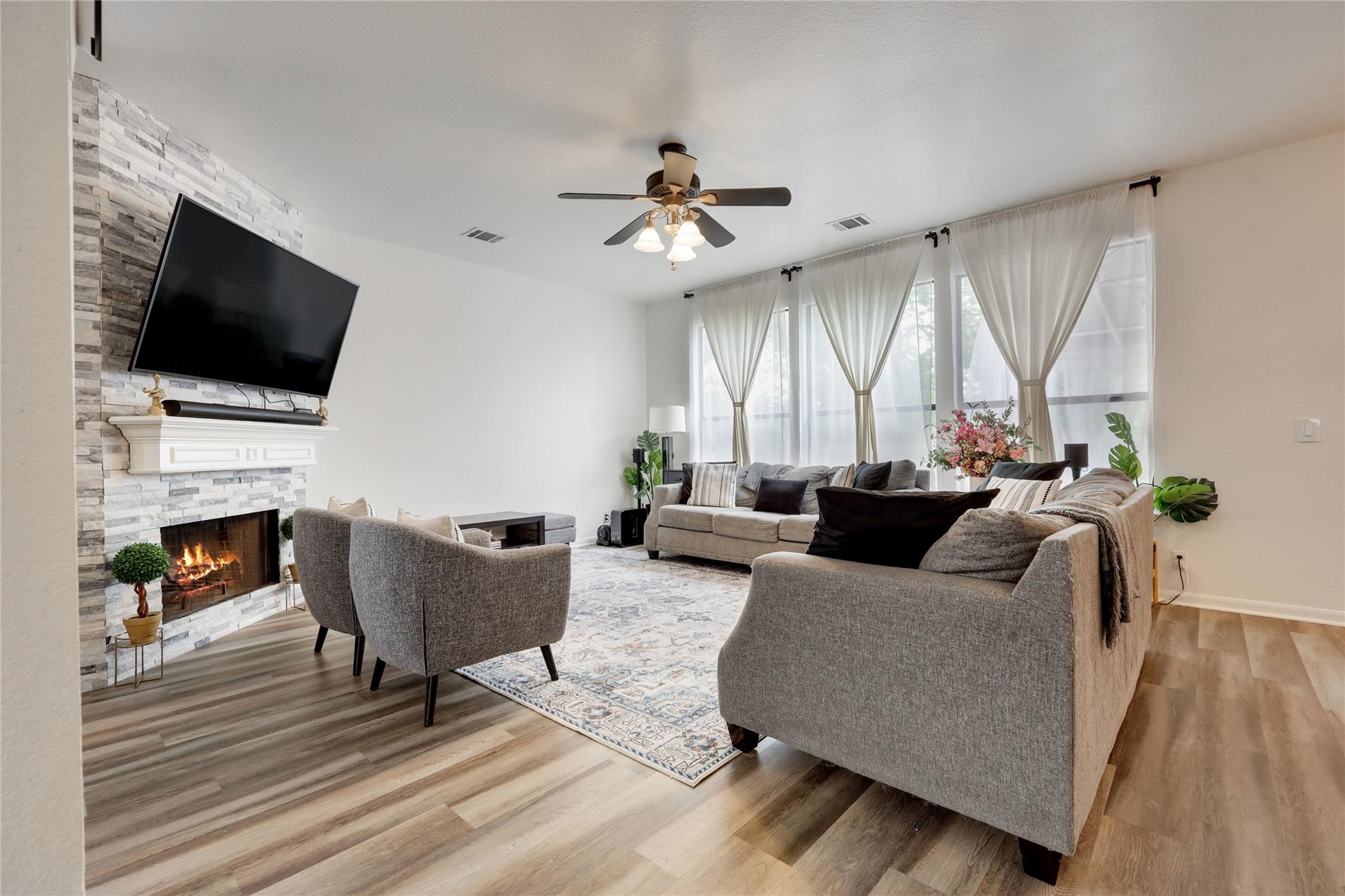 1549 Jerusalem Dr, Round Rock, TX 78664