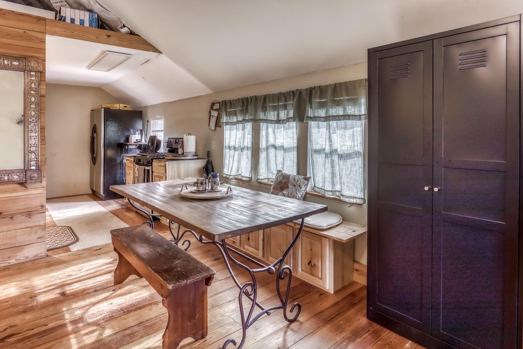 242 Cody Ln, Bastrop, TX 78602