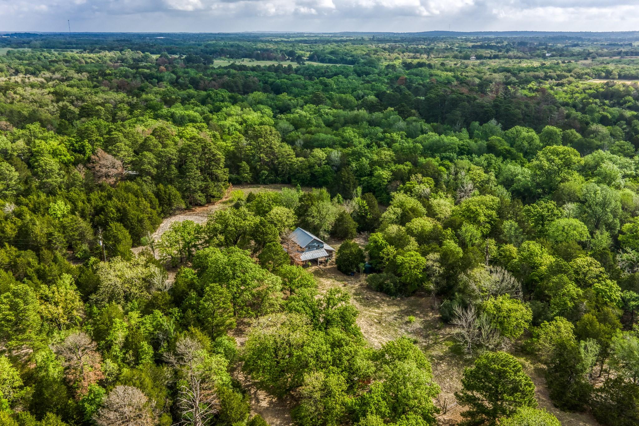 242 Cody Ln, Bastrop, TX 78602