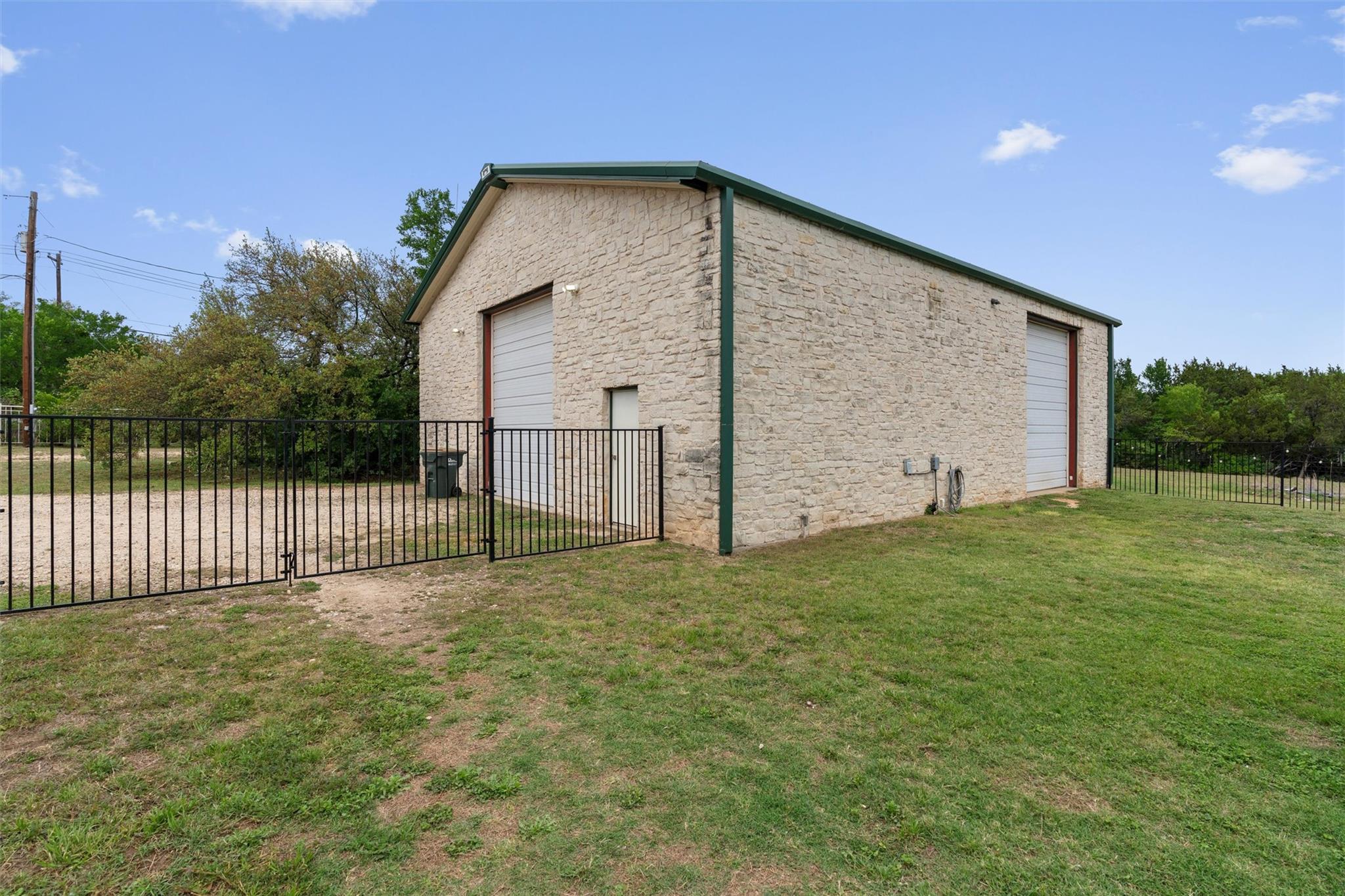 144 D B Wood Rd, Georgetown, TX 78628