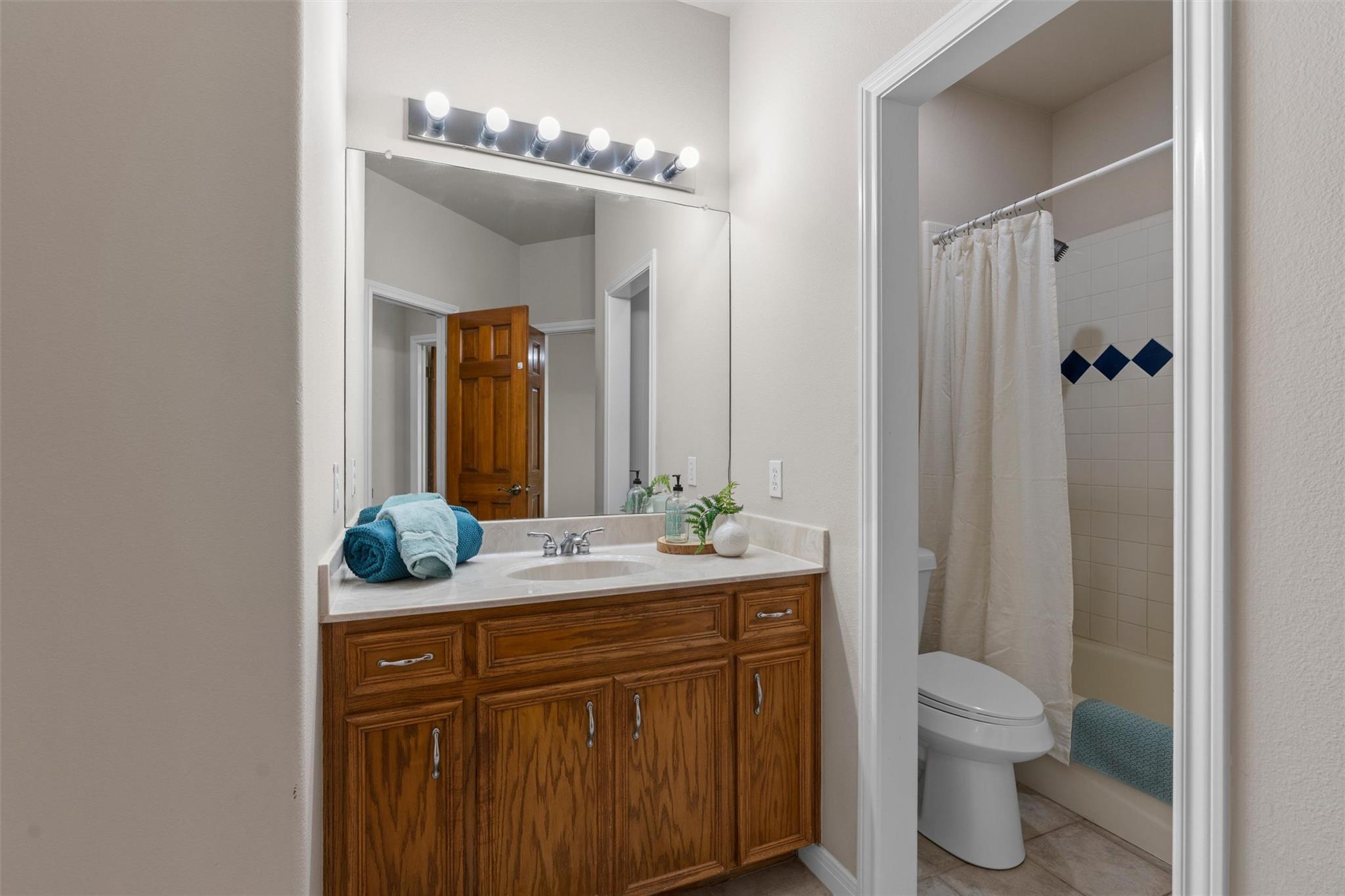 144 D B Wood Rd, Georgetown, TX 78628