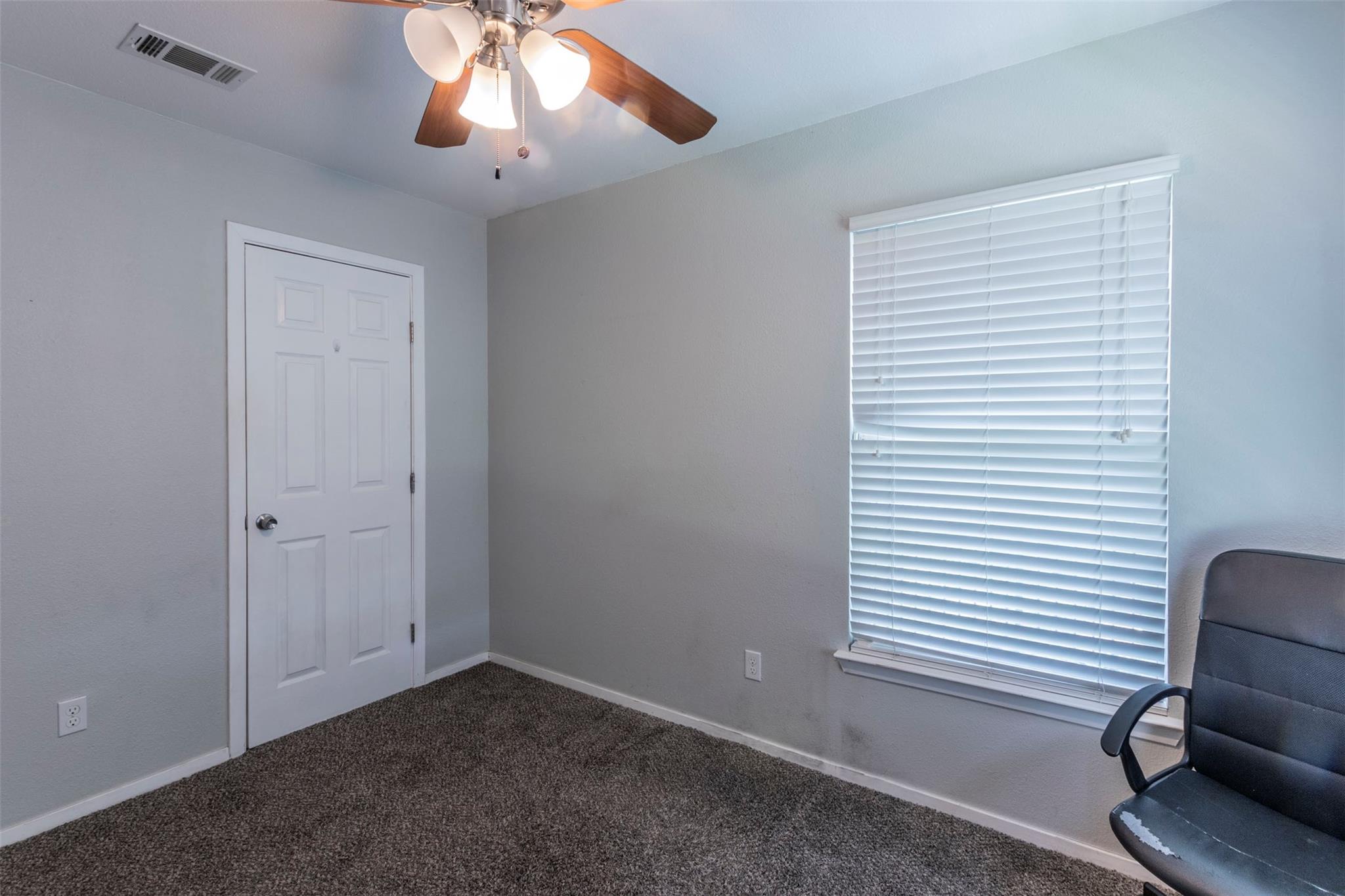 2903 Rogge Ln, Austin, TX 78723