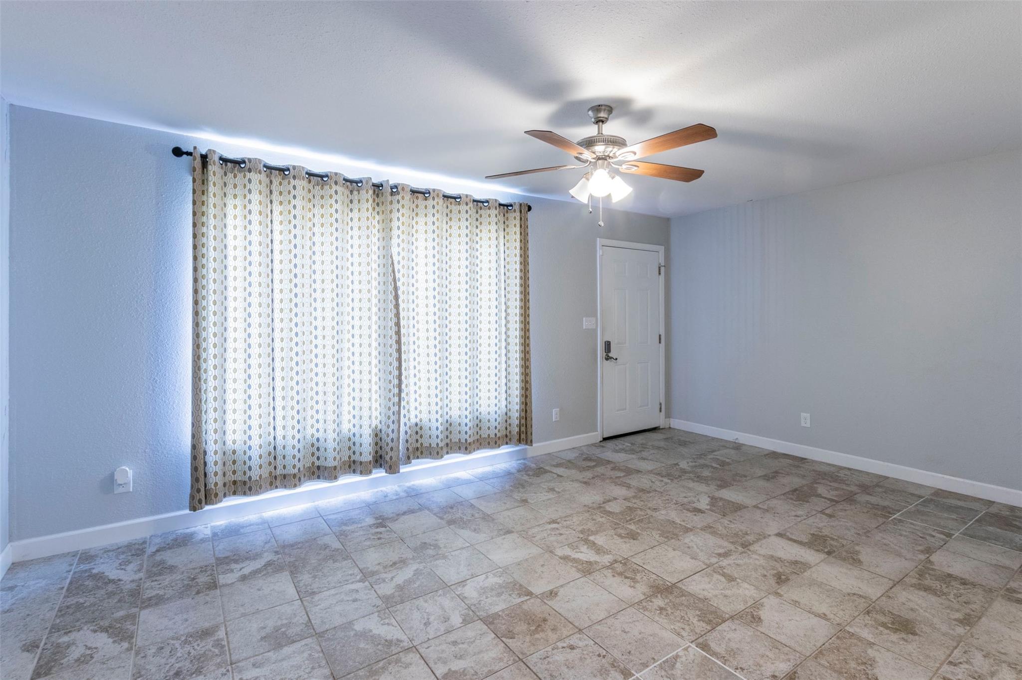 2903 Rogge Ln, Austin, TX 78723