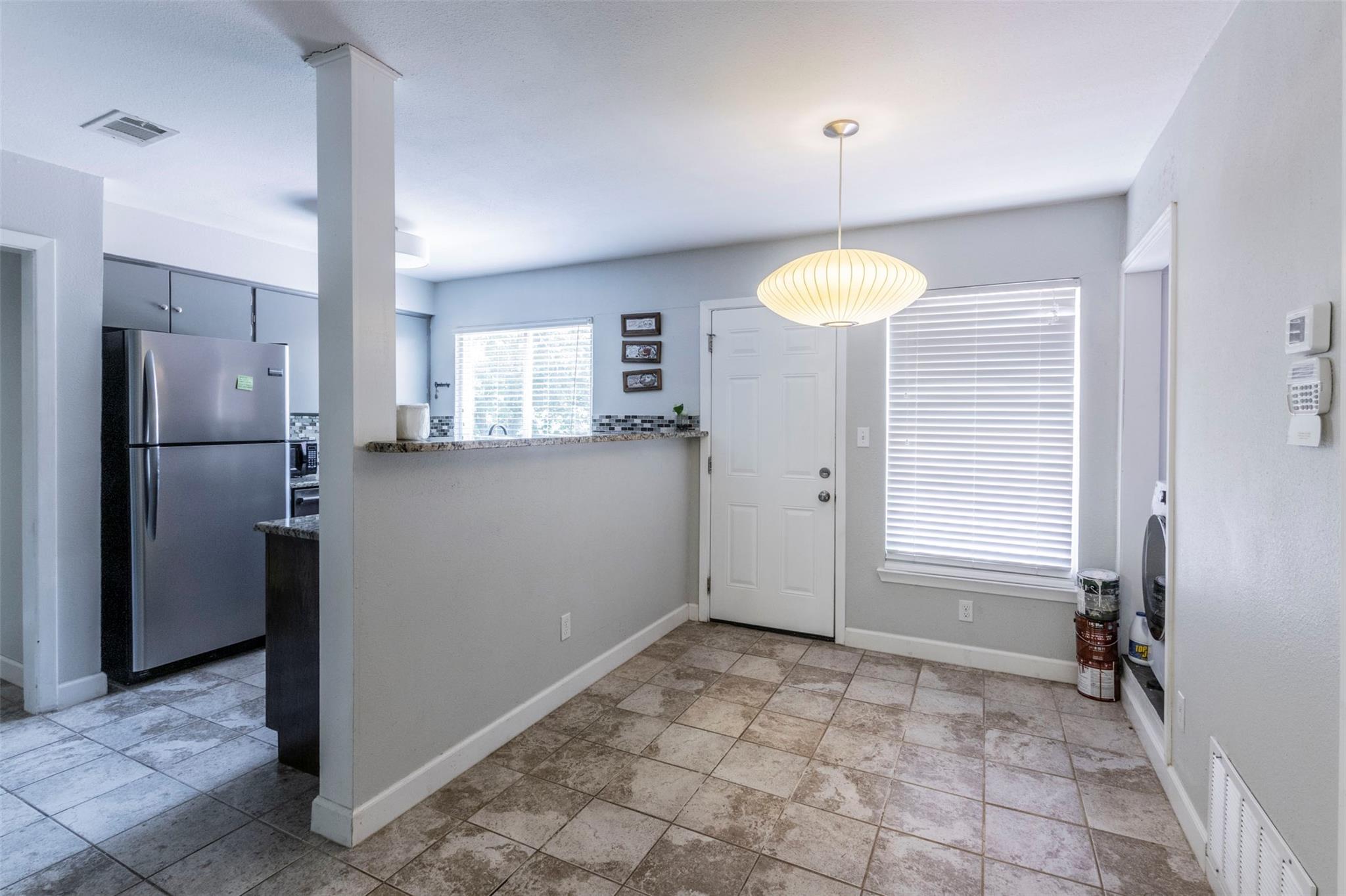 2903 Rogge Ln, Austin, TX 78723