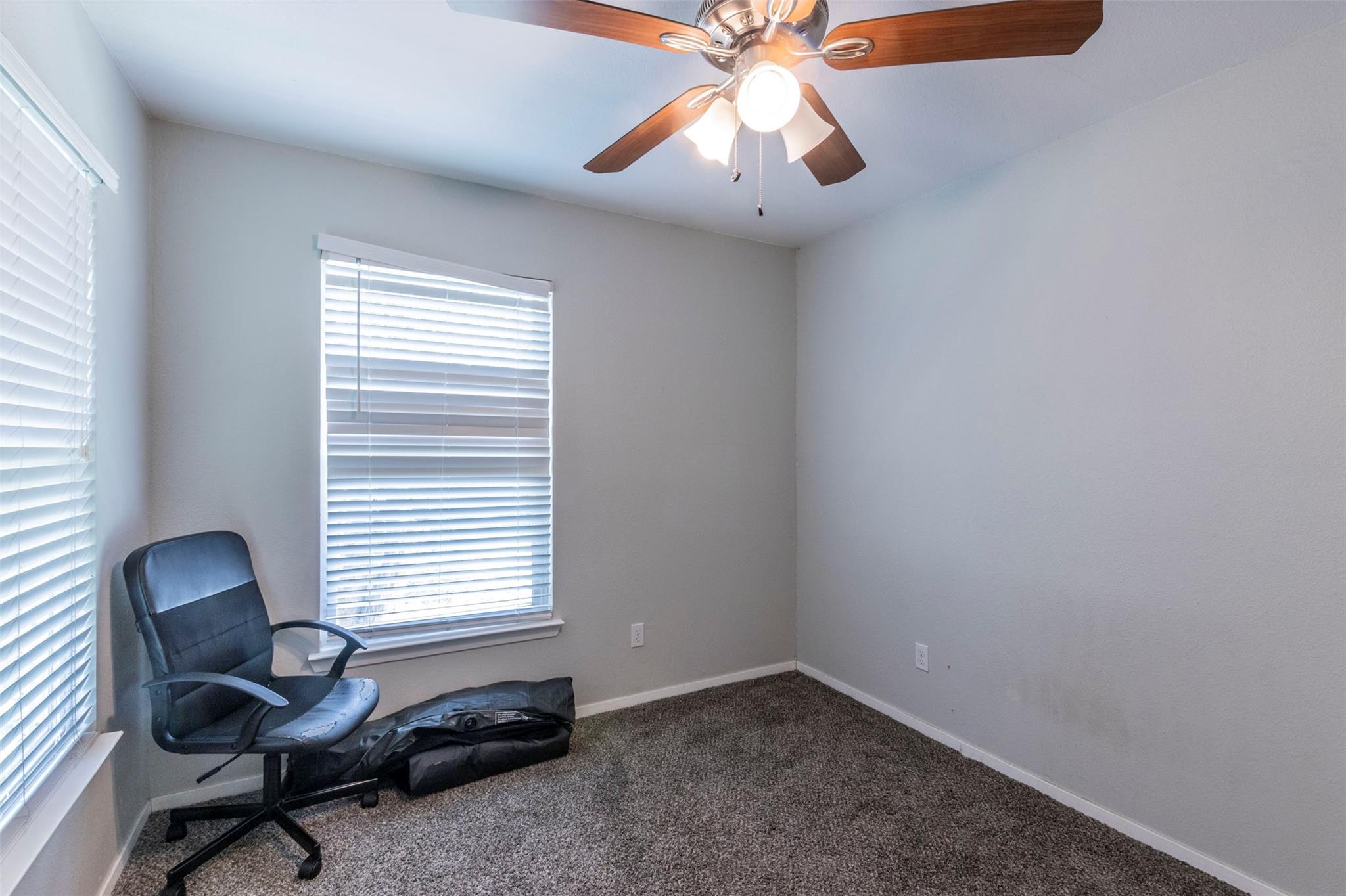 2903 Rogge Ln, Austin, TX 78723