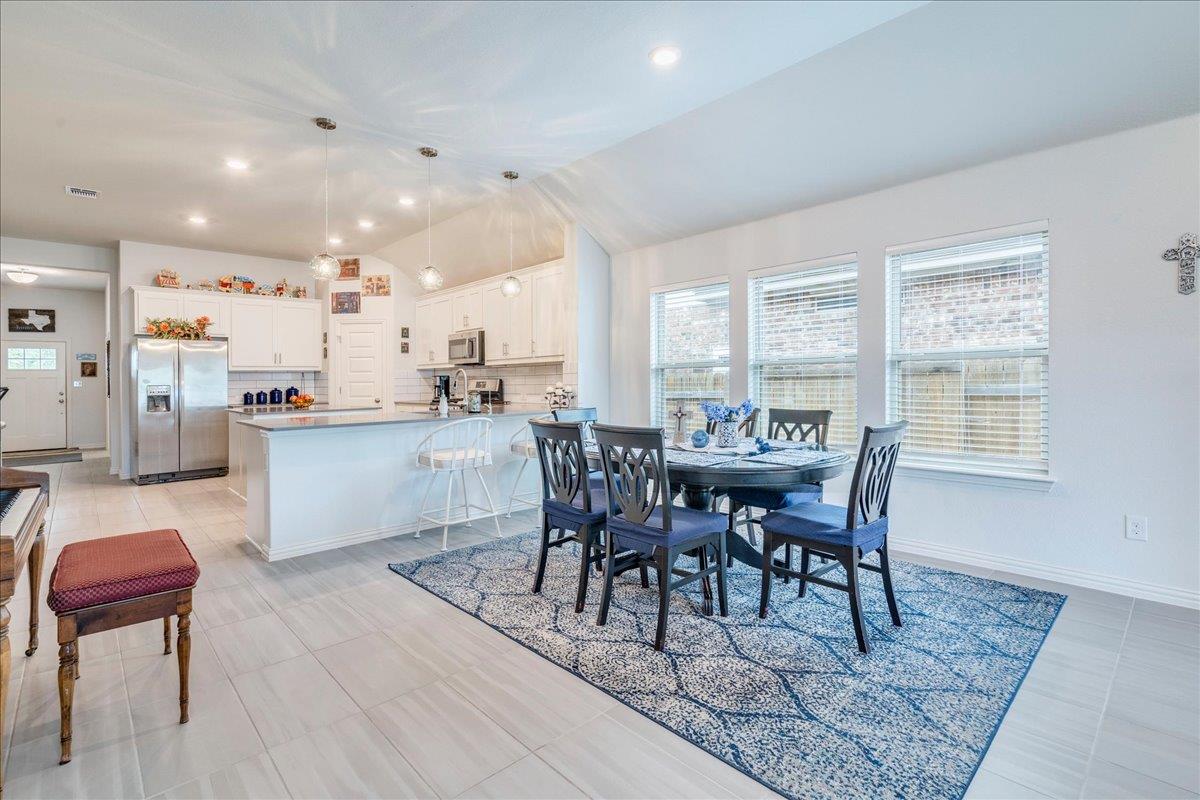 499 Coyote Creek Way, Kyle, TX 78640