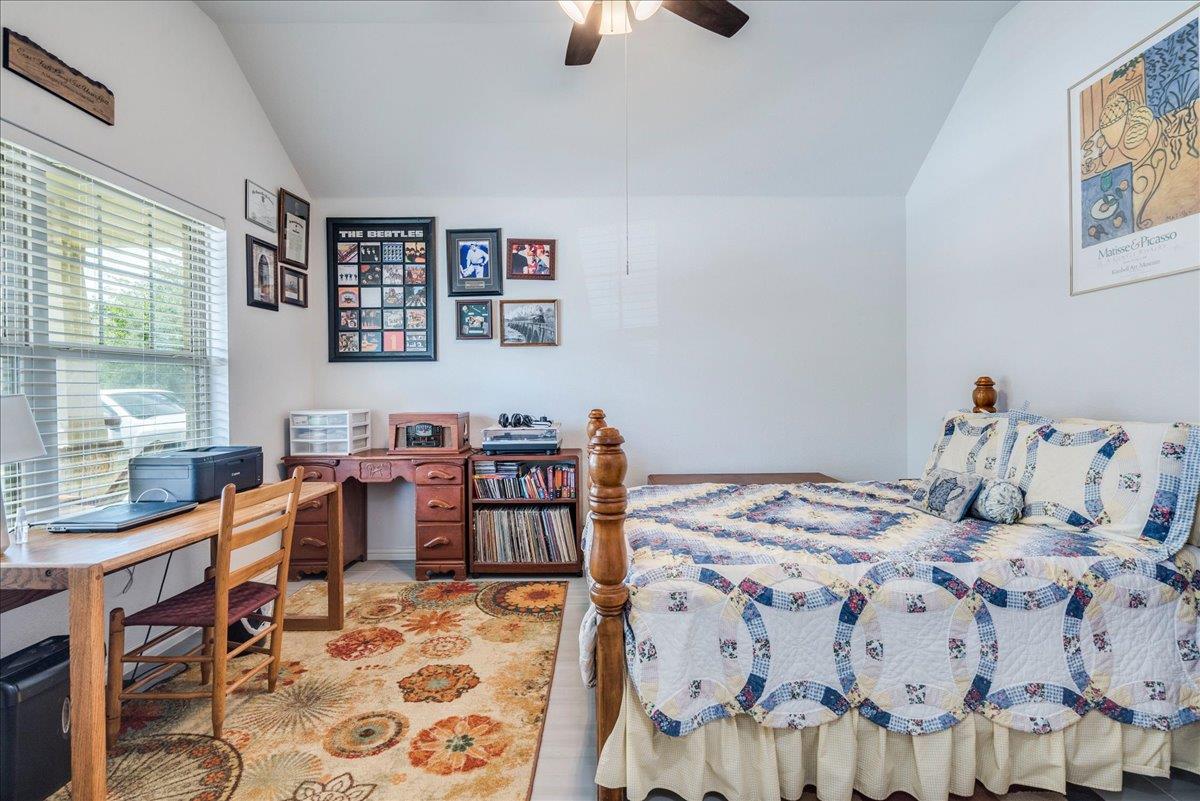 499 Coyote Creek Way, Kyle, TX 78640