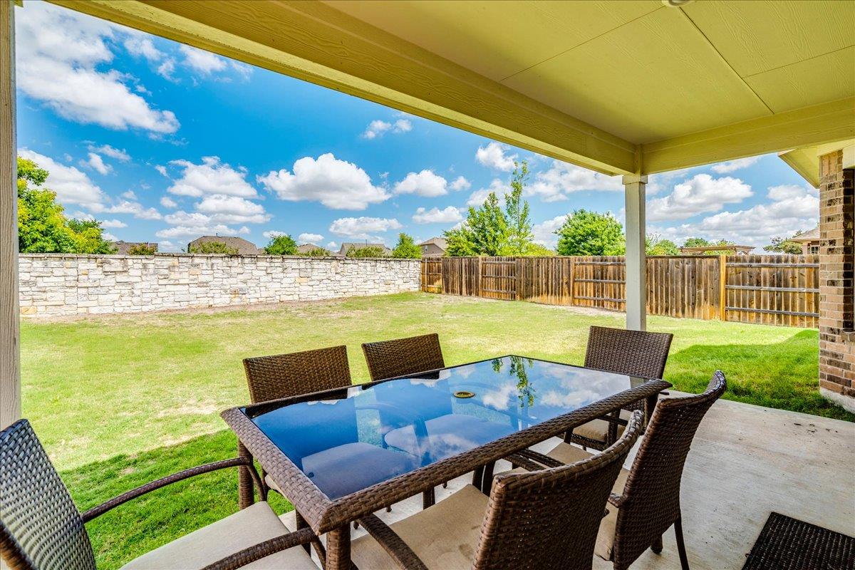 499 Coyote Creek Way, Kyle, TX 78640