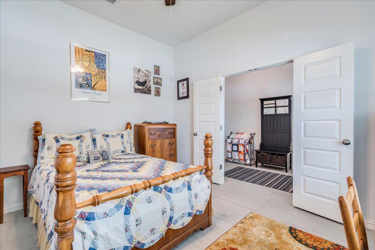 499 Coyote Creek Way, Kyle, TX 78640