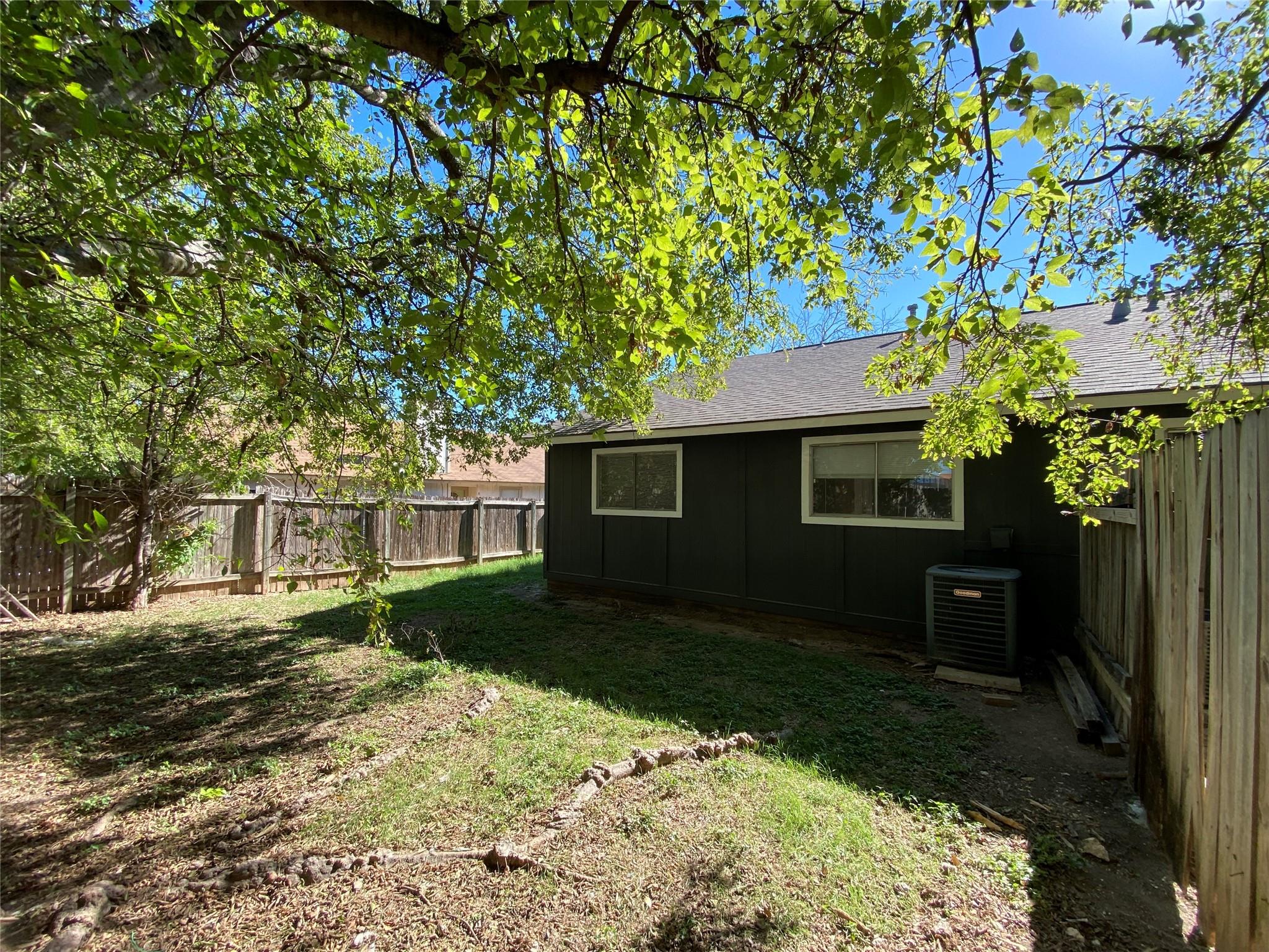 11304 Ptarmigan Cv # B, Austin, TX 78758