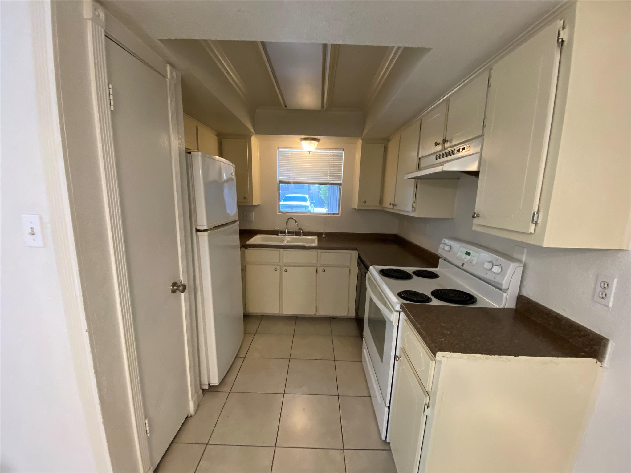 11304 Ptarmigan Cv # B, Austin, TX 78758