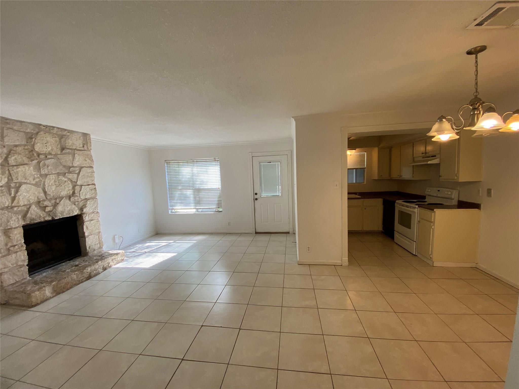 11304 Ptarmigan Cv # B, Austin, TX 78758