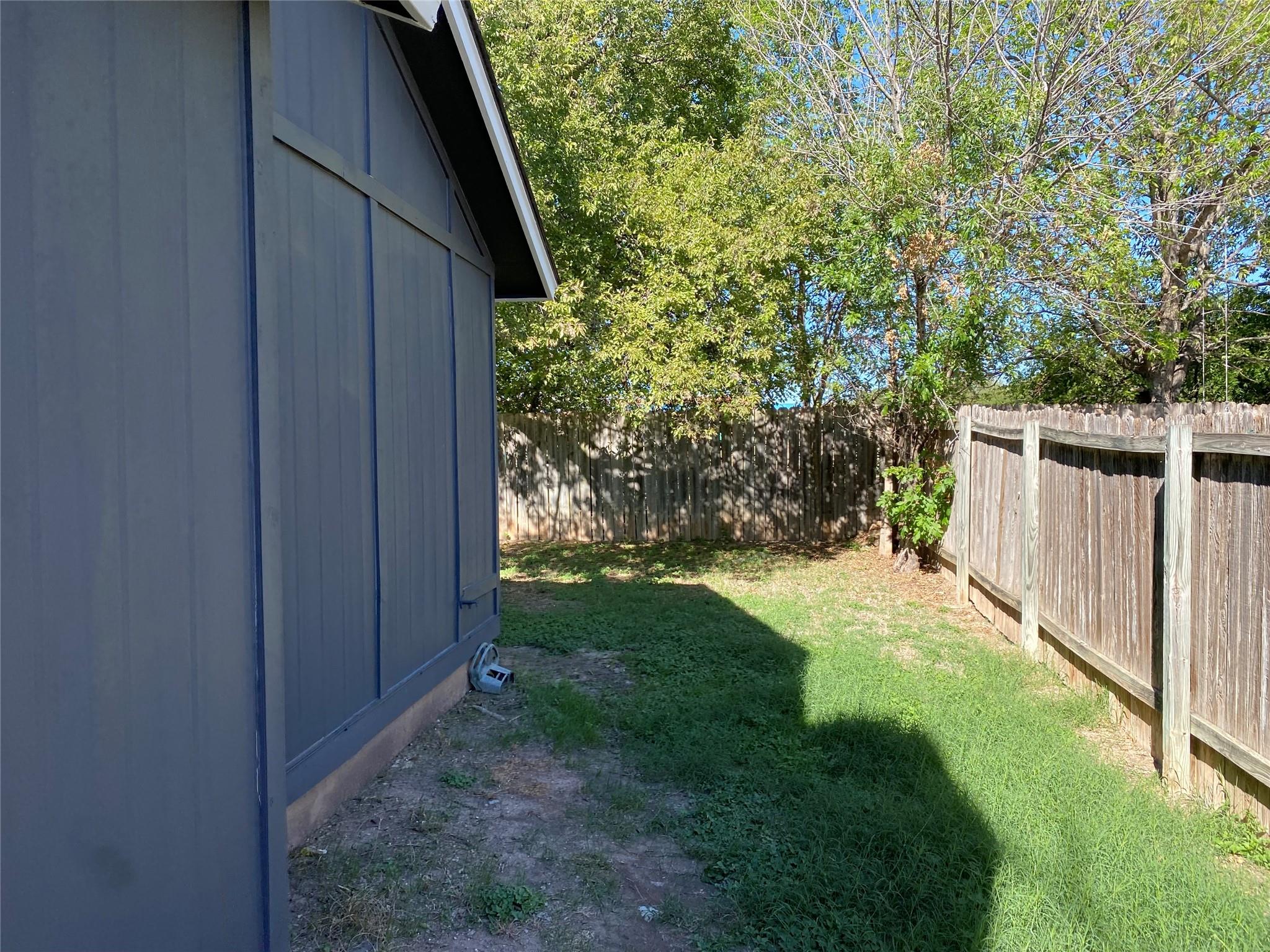 11304 Ptarmigan Cv # B, Austin, TX 78758