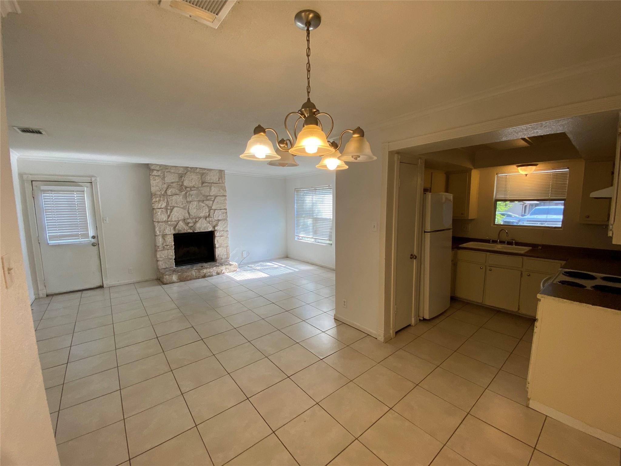 11304 Ptarmigan Cv # B, Austin, TX 78758