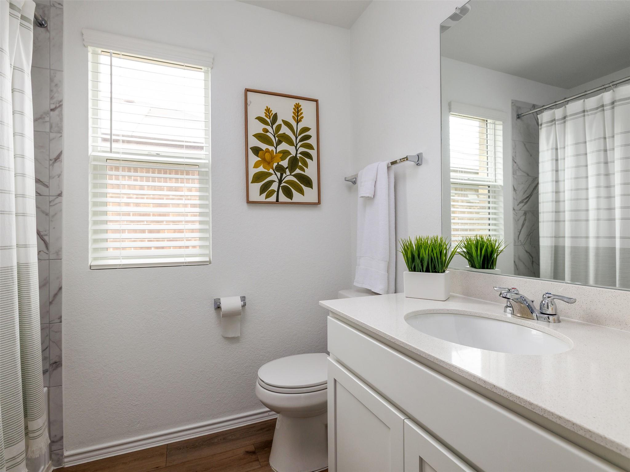 340 Sonterra Dr, San Marcos, TX 78666