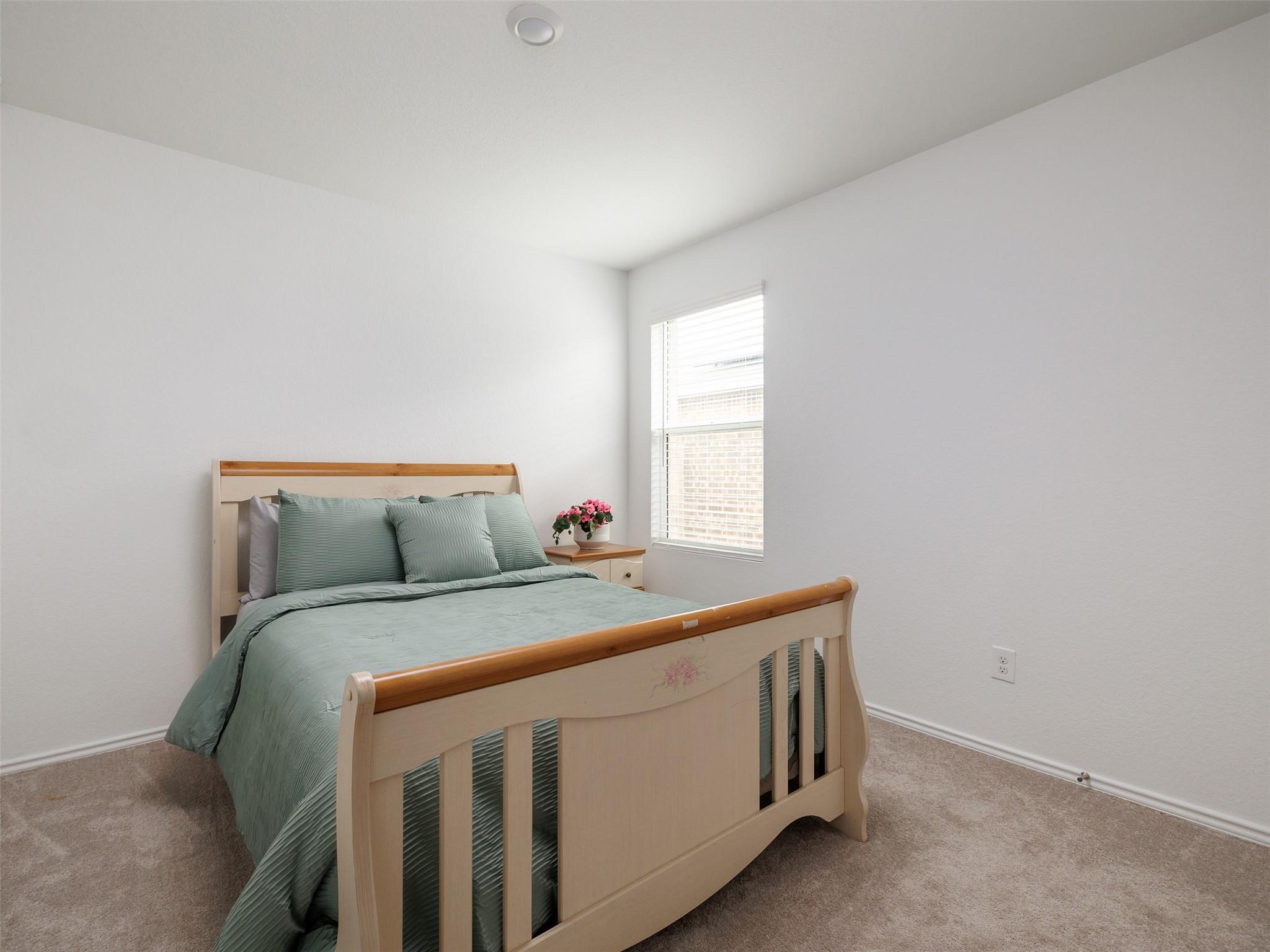 340 Sonterra Dr, San Marcos, TX 78666