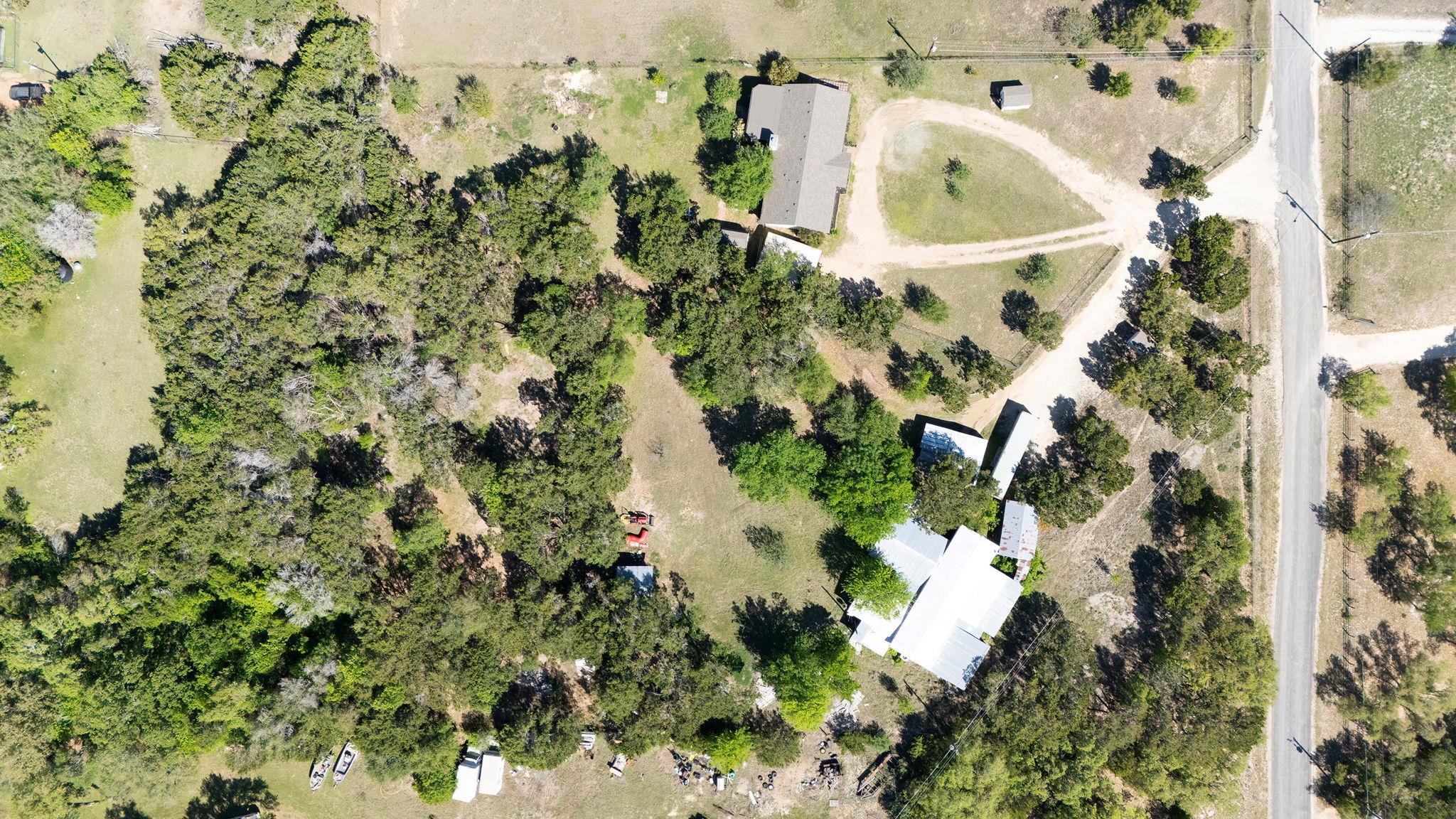 131 Tomahawk Trl, Liberty Hill, TX 78642