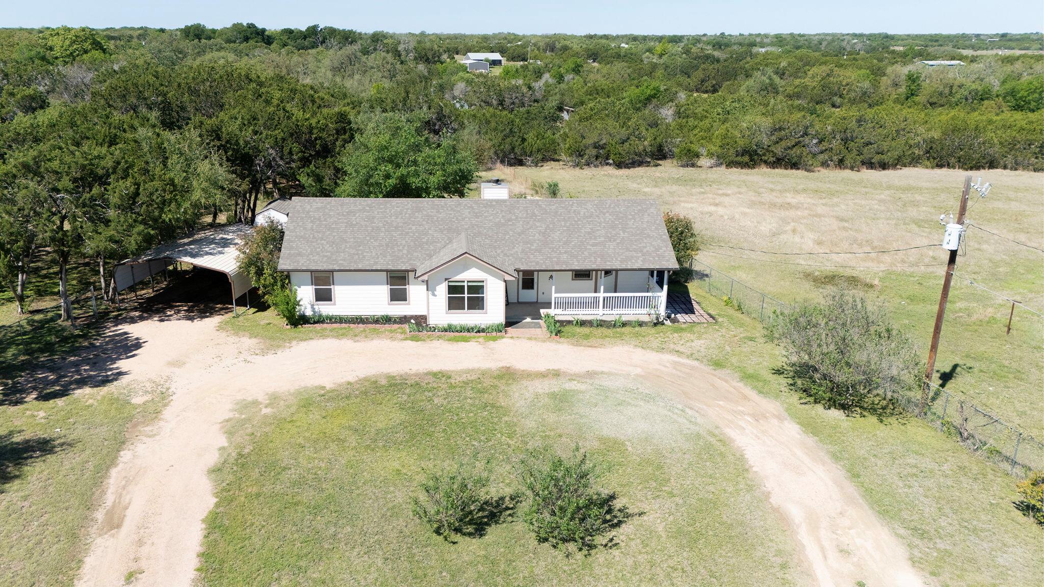 131 Tomahawk Trl, Liberty Hill, TX 78642