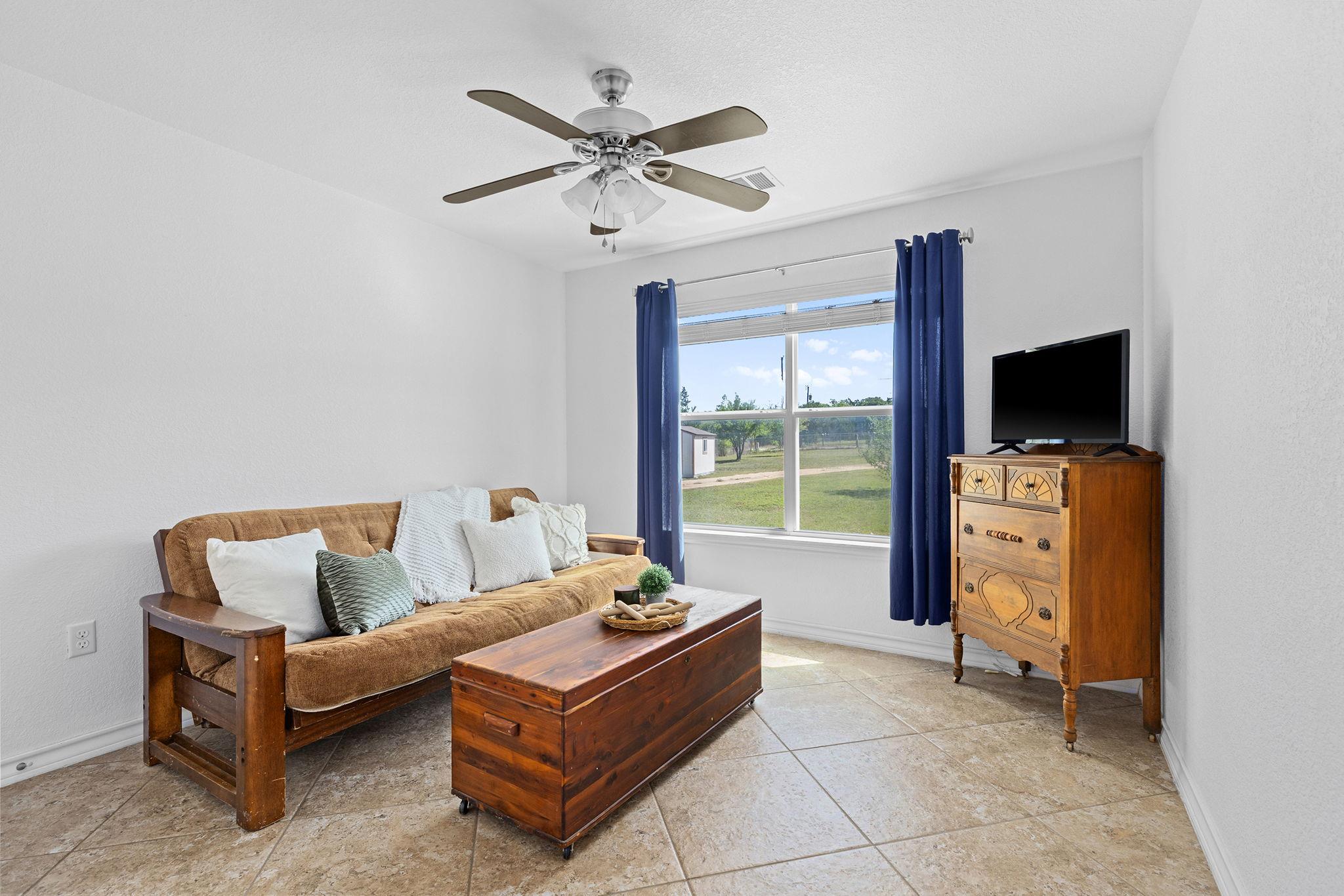 131 Tomahawk Trl, Liberty Hill, TX 78642