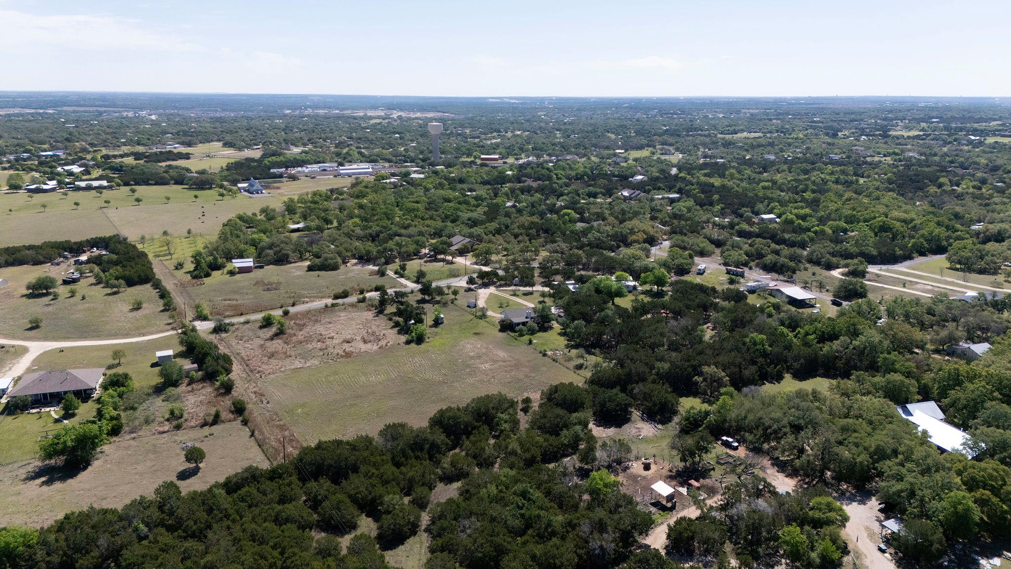 131 Tomahawk Trl, Liberty Hill, TX 78642