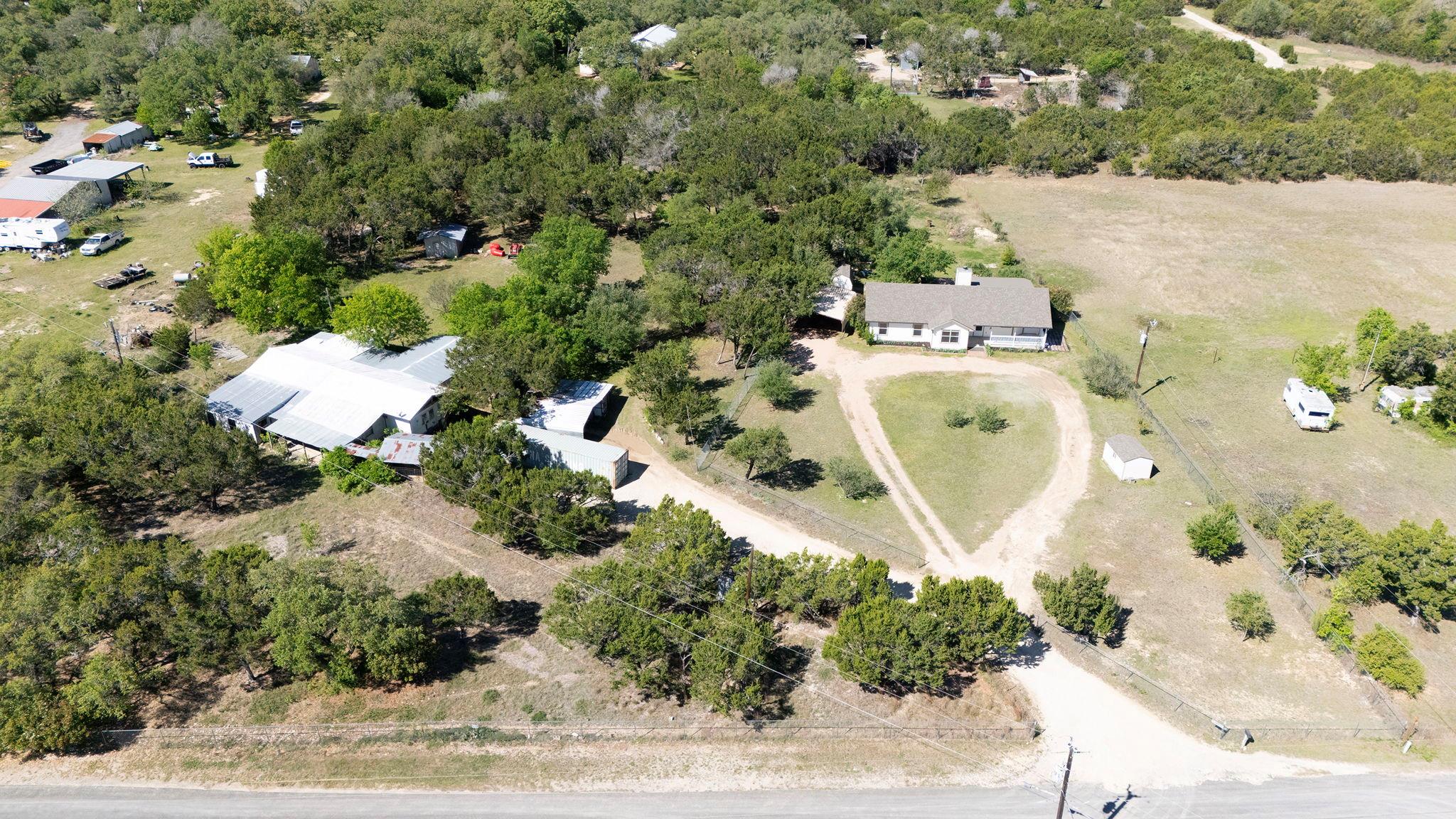 131 Tomahawk Trl, Liberty Hill, TX 78642