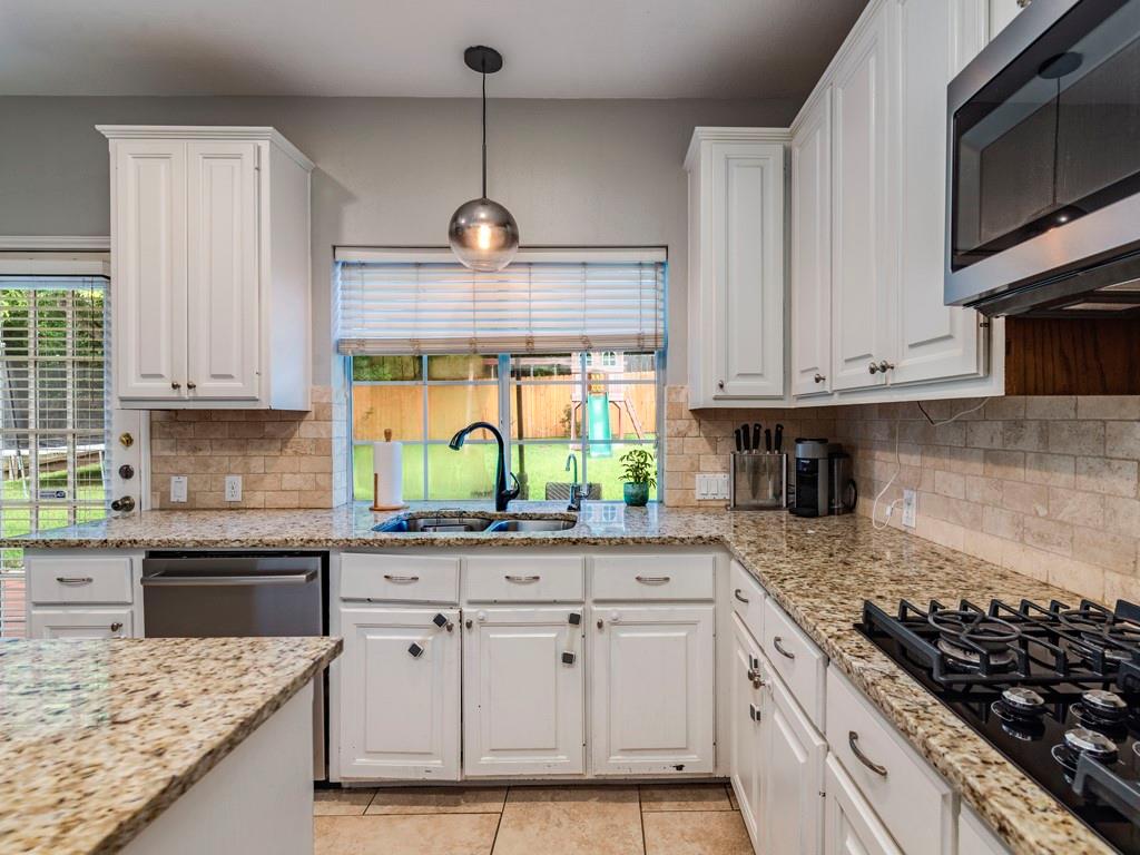 5847 Back Bay Ln, Austin, TX 78739