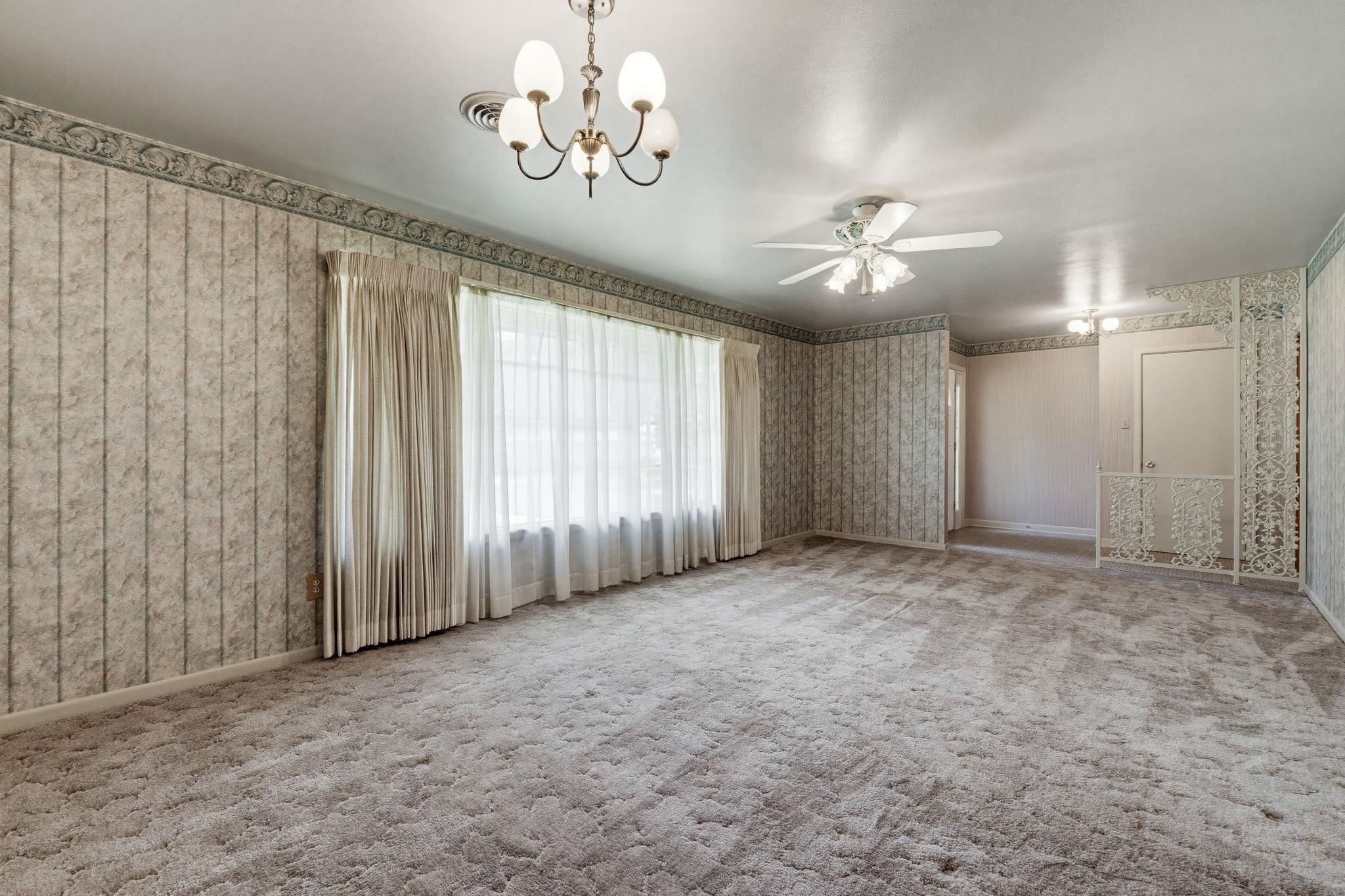 1409 W North Ave, Lampasas, TX 76550