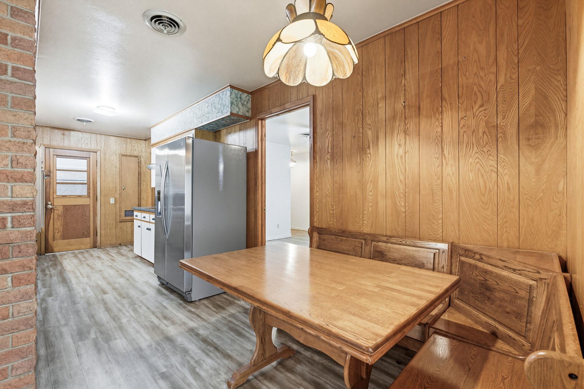 1409 W North Ave, Lampasas, TX 76550