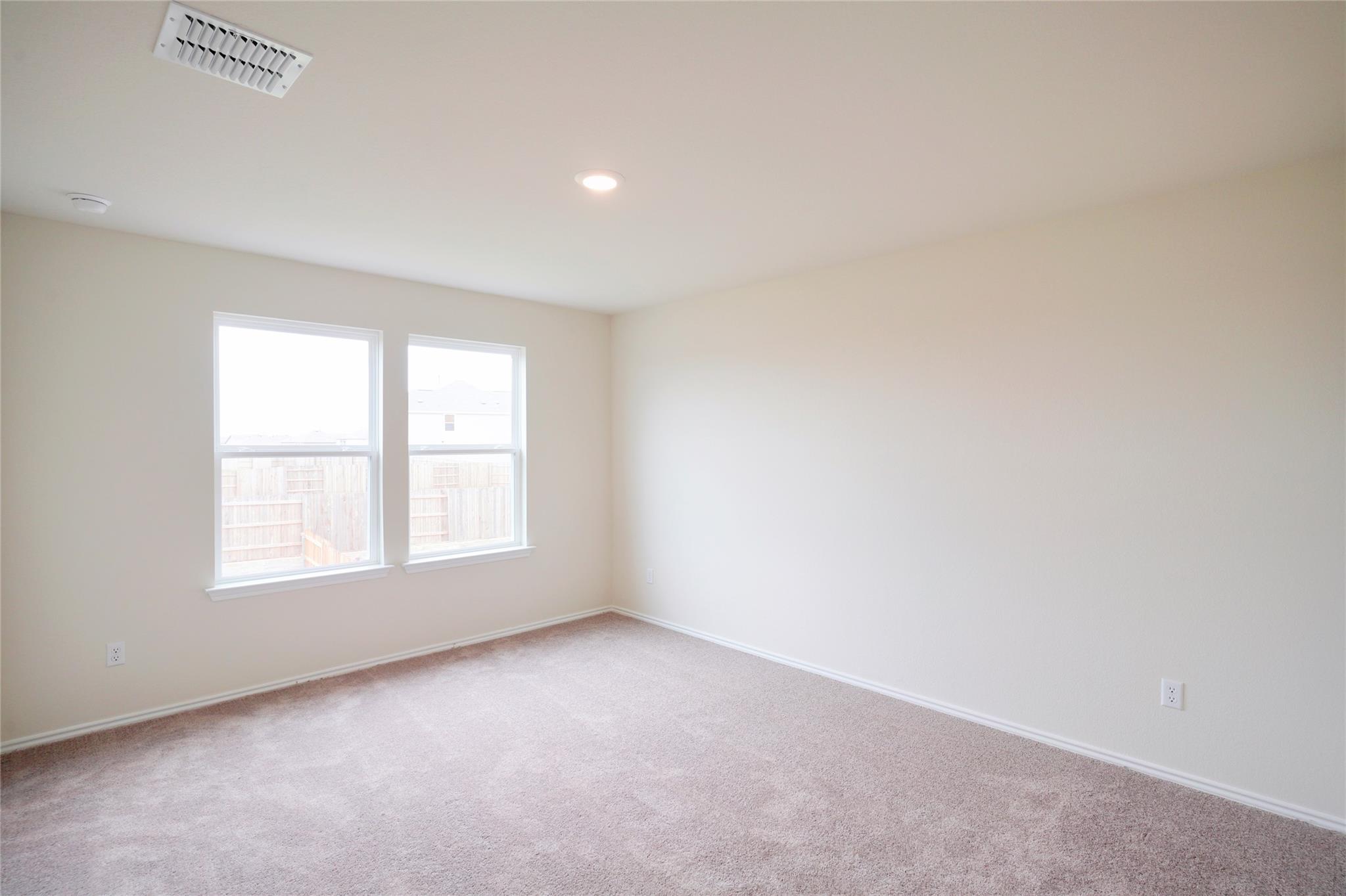 384 Papaya Dr, Buda, TX 78610