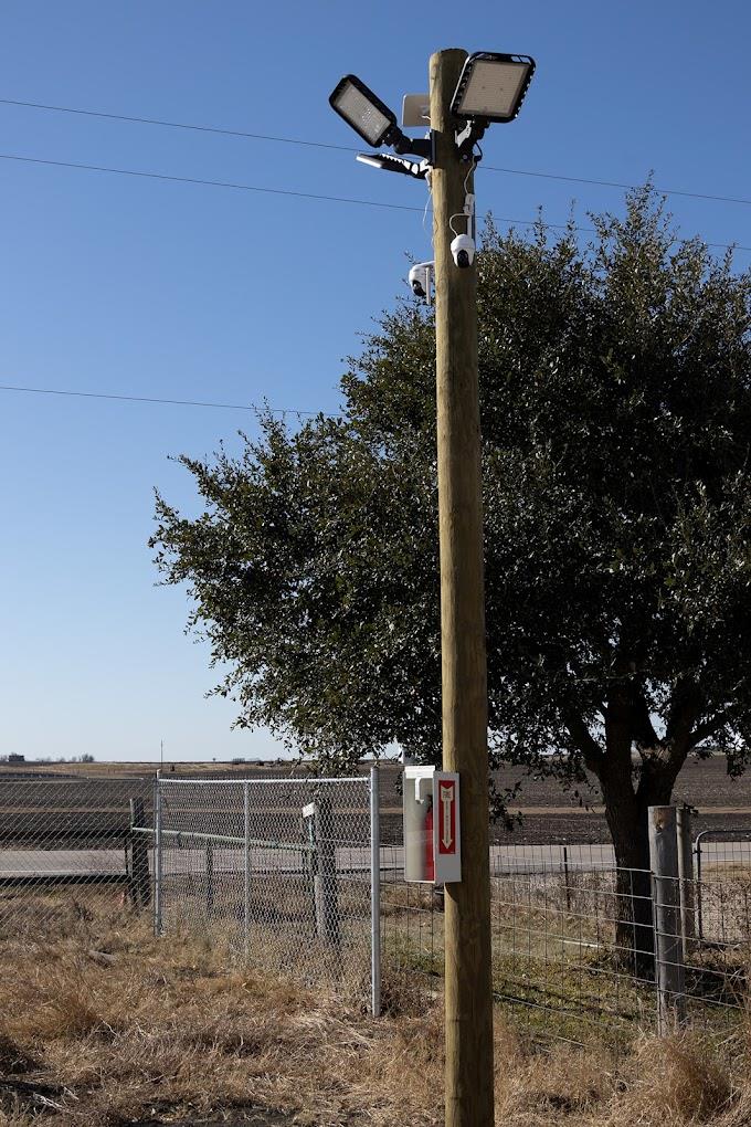 21000 Cameron Rd, Coupland, TX 78615