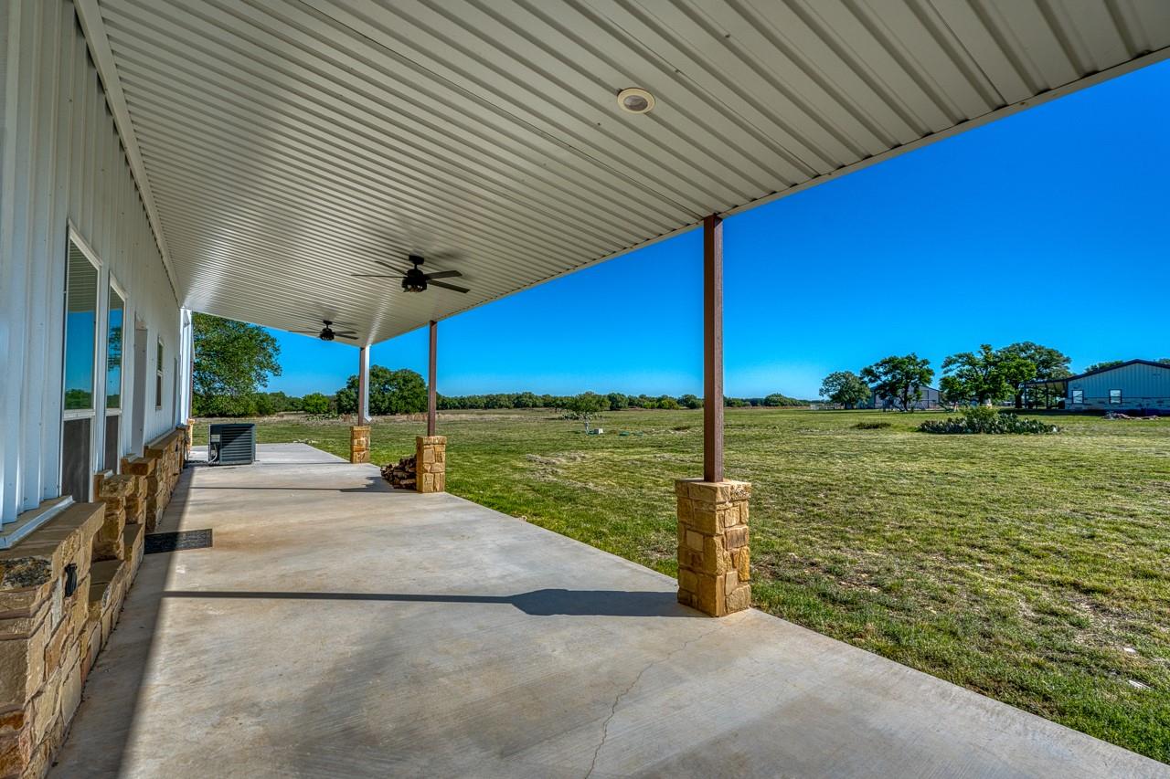 224 Blackbuck Ridge Dr, Lampasas, TX 76550
