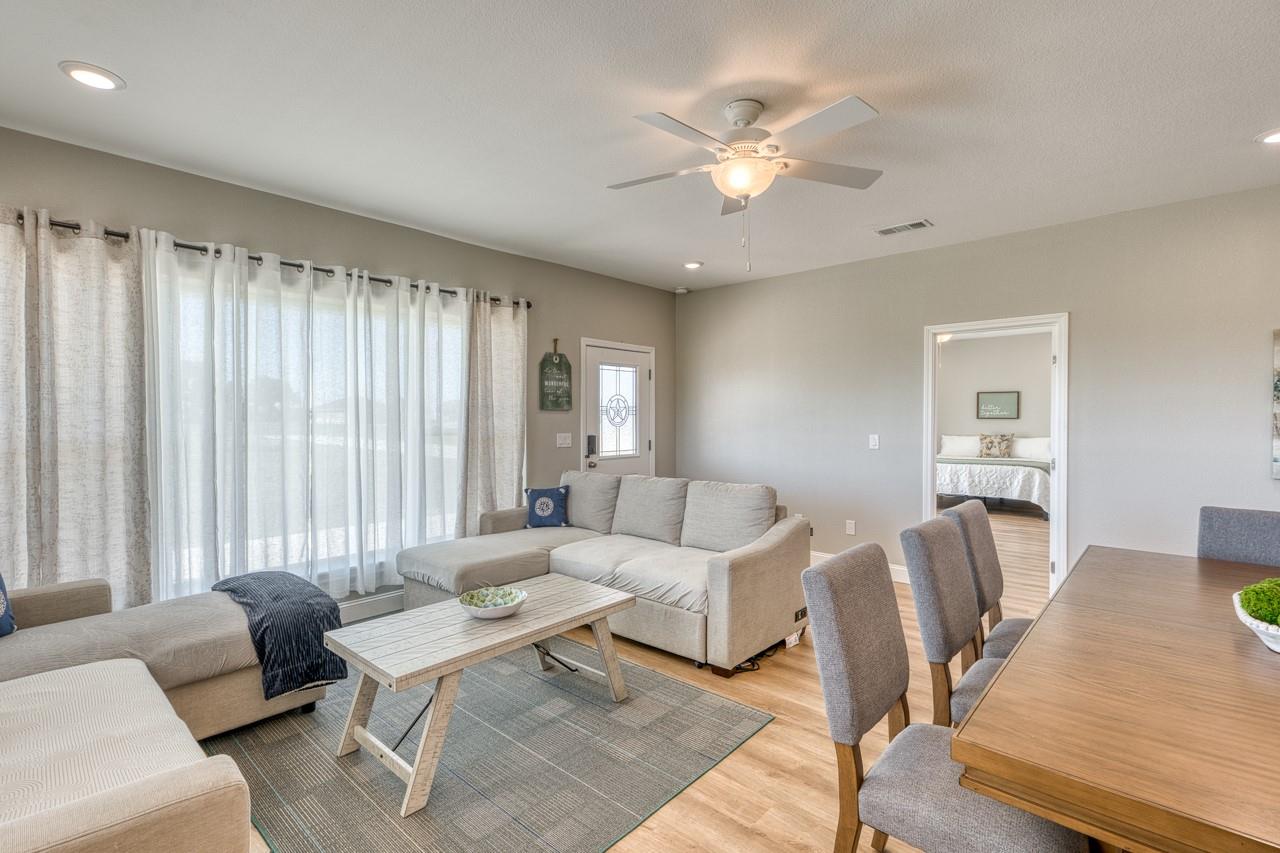 224 Blackbuck Ridge Dr, Lampasas, TX 76550