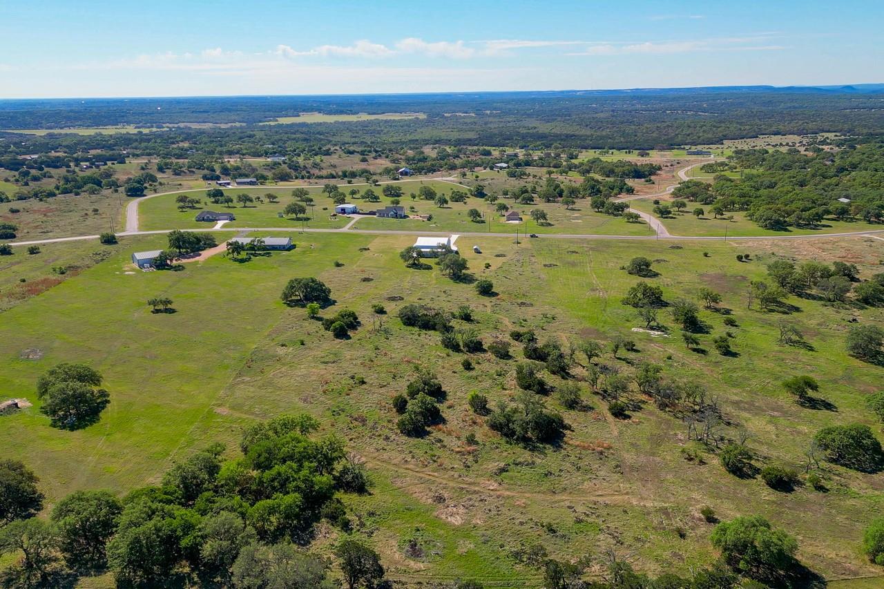 224 Blackbuck Ridge Dr, Lampasas, TX 76550