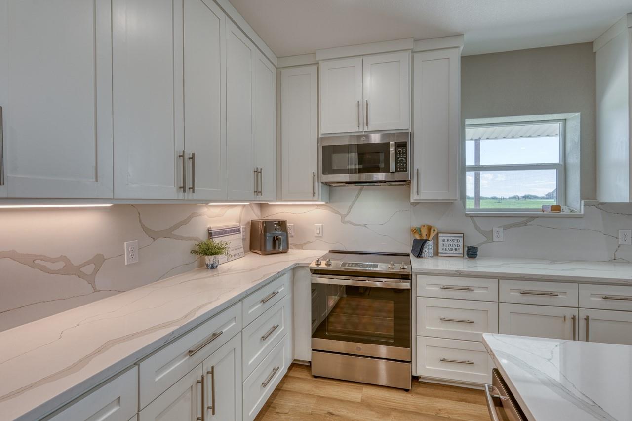 224 Blackbuck Ridge Dr, Lampasas, TX 76550