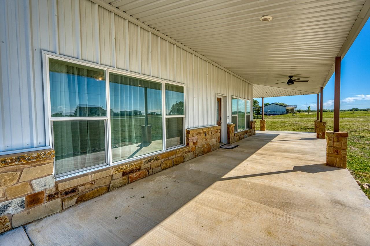 224 Blackbuck Ridge Dr, Lampasas, TX 76550