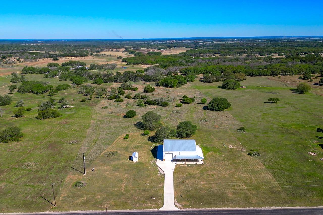 224 Blackbuck Ridge Dr, Lampasas, TX 76550