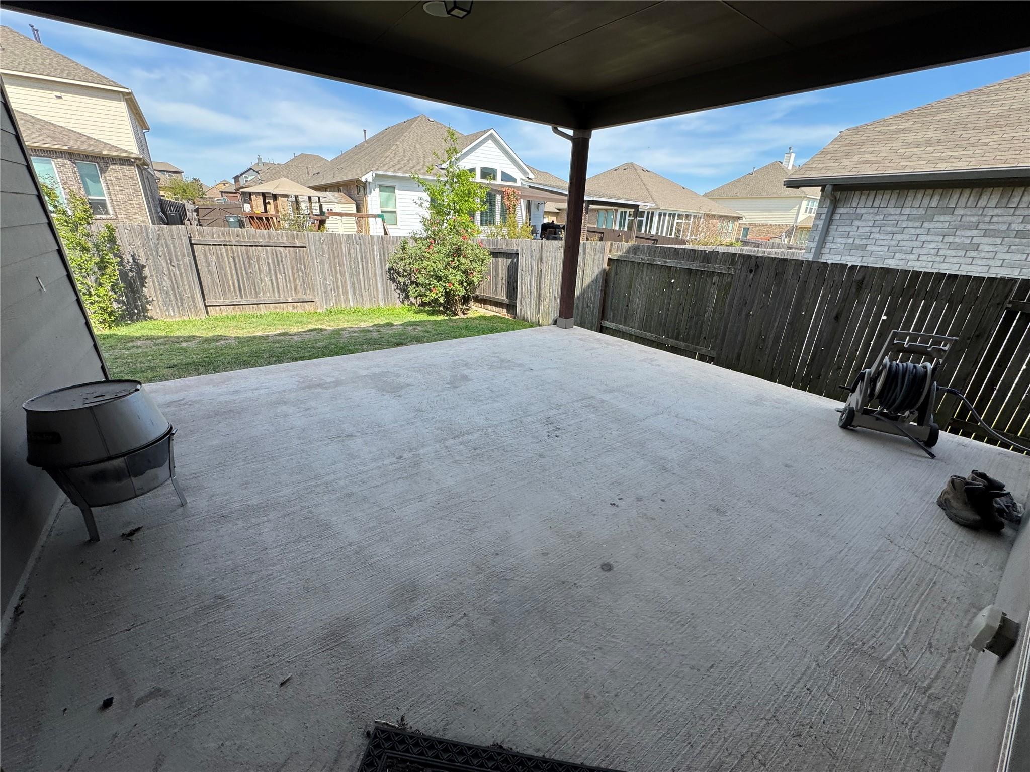 273 Everglade Dr, Buda, TX 78610