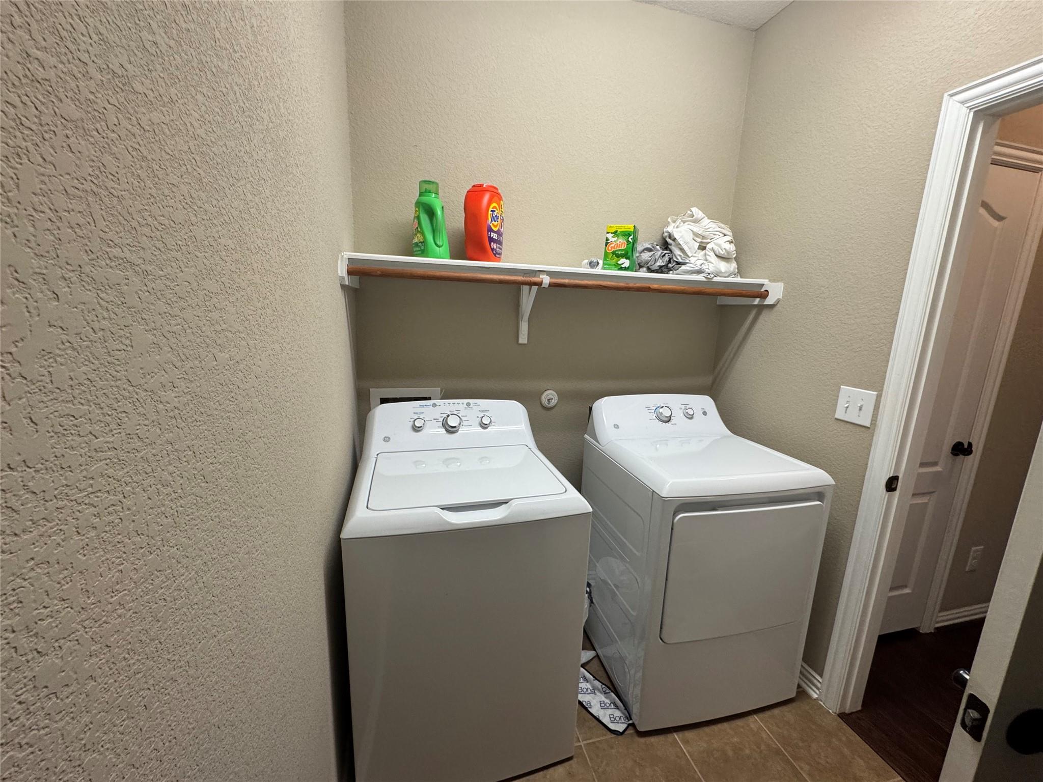 273 Everglade Dr, Buda, TX 78610