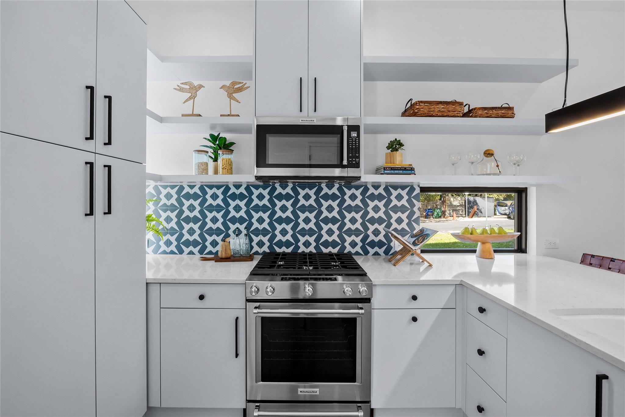 219 Lessin Ln # 10A, Austin, TX 78704