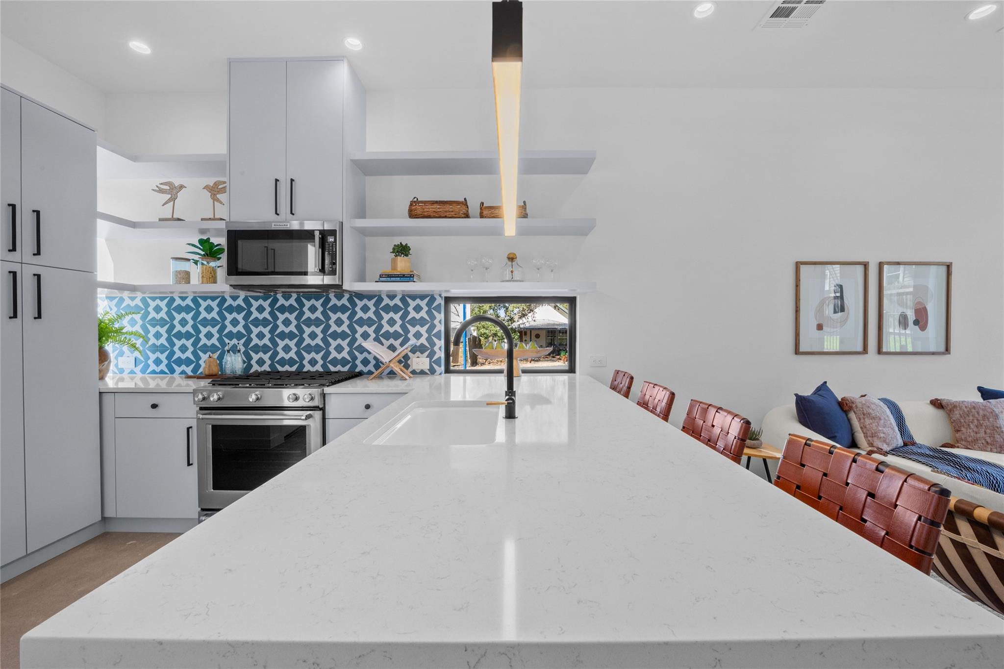 219 Lessin Ln # 10A, Austin, TX 78704