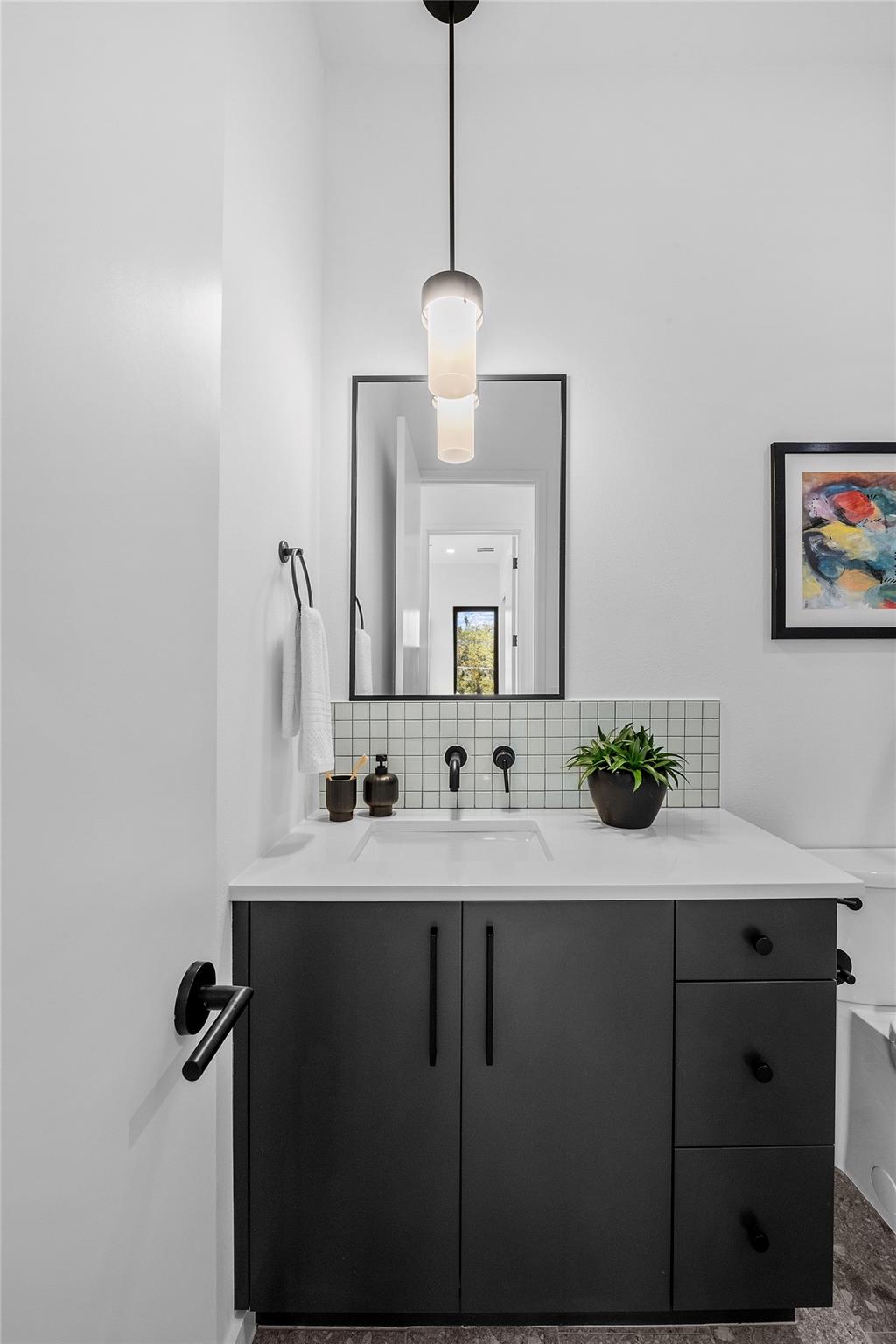 219 Lessin Ln # 10A, Austin, TX 78704