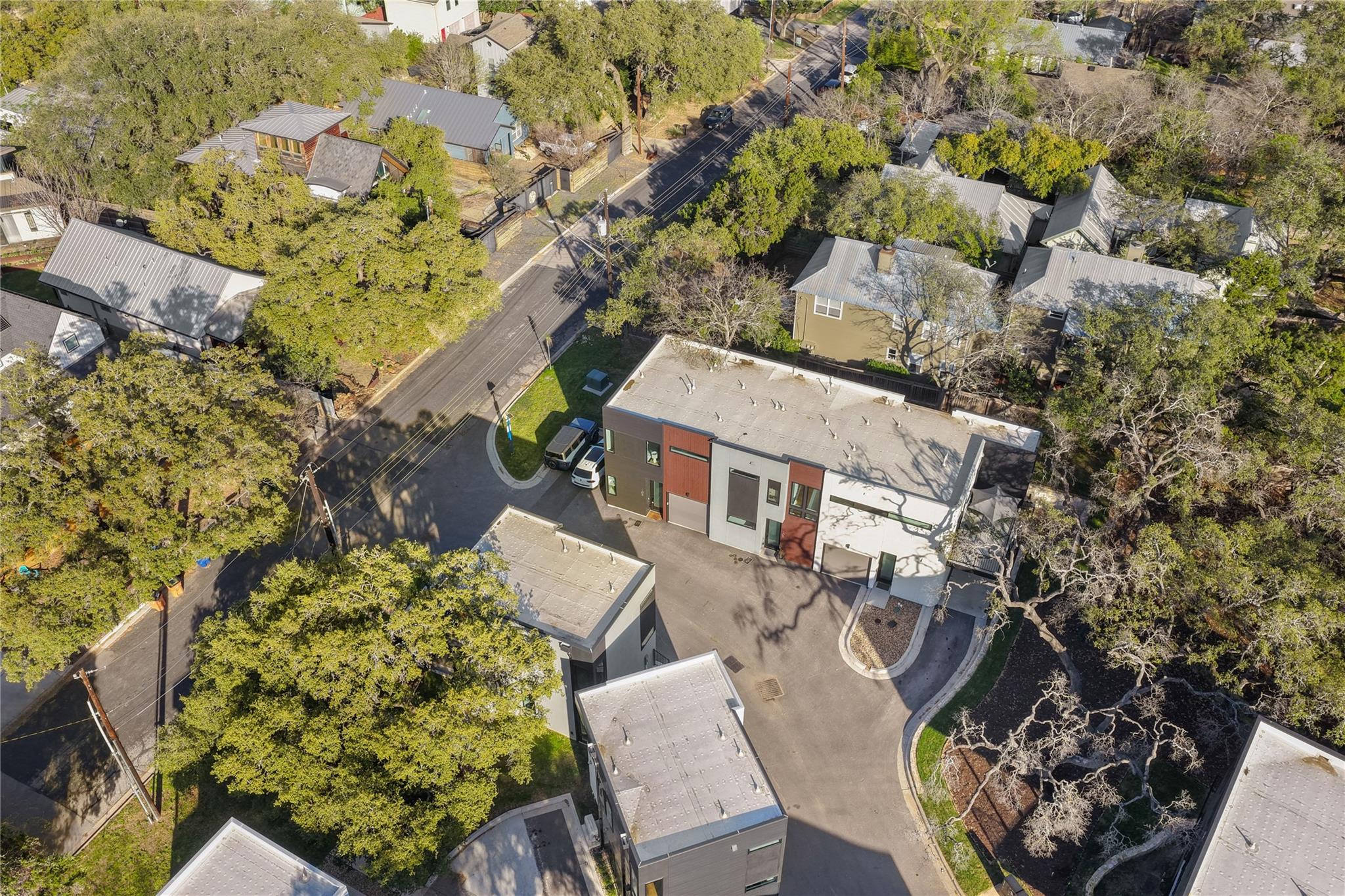 219 Lessin Ln # 10A, Austin, TX 78704